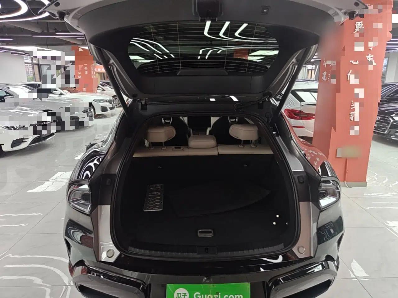 Xiaomi Auto YU7 2025 Ultra-Long Range Rear-Wheel Drive Version — миниатюра 22