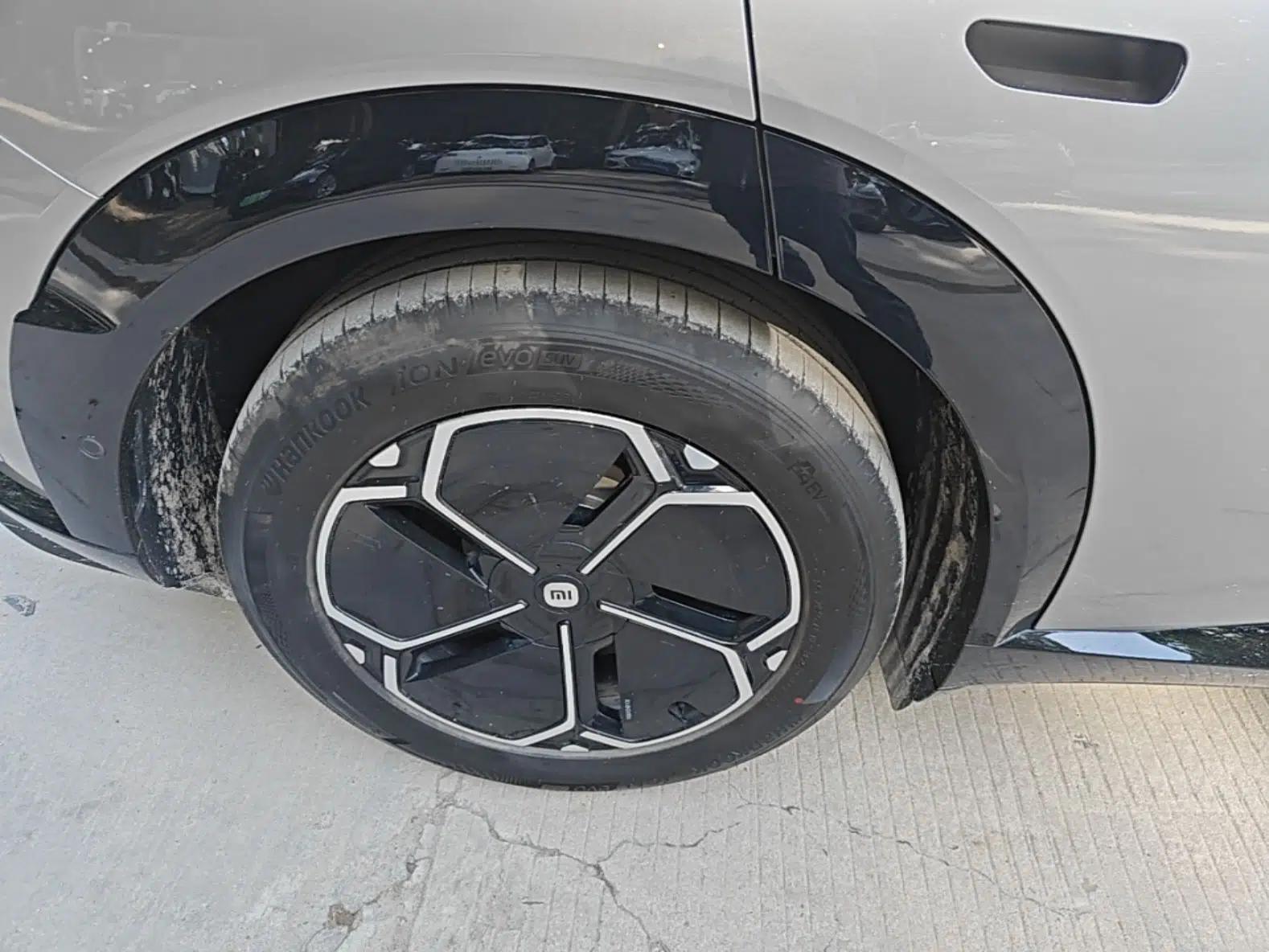 Xiaomi Auto YU7 2025 Ultra-Long Range Rear-Wheel Drive Version — миниатюра 10