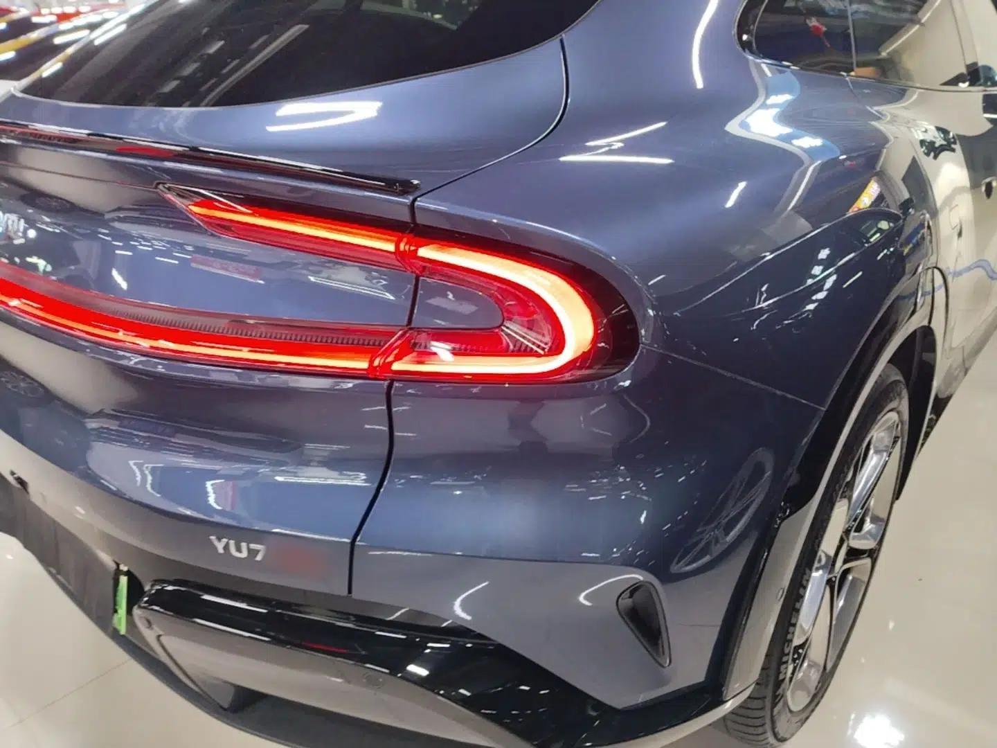 Xiaomi Auto YU7 2025 Ultra-Long Range High-Performance All-Wheel-Drive Max Edition — миниатюра 7