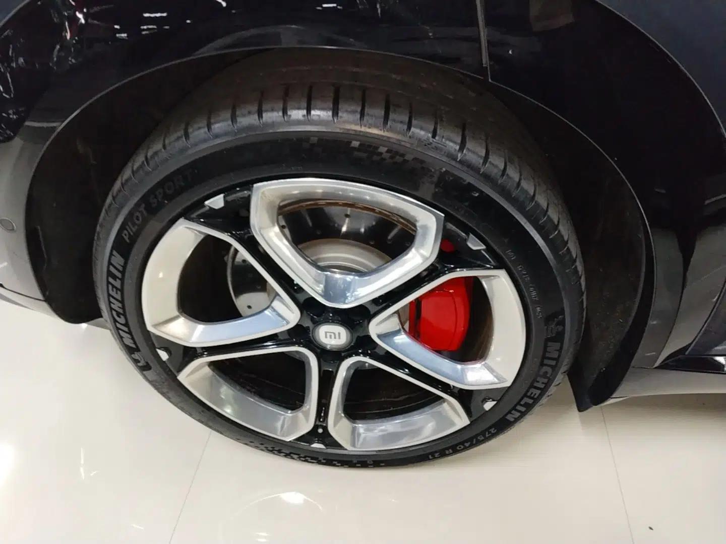 Xiaomi Auto YU7 2025 Ultra-Long Range High-Performance All-Wheel-Drive Max Edition — миниатюра 10