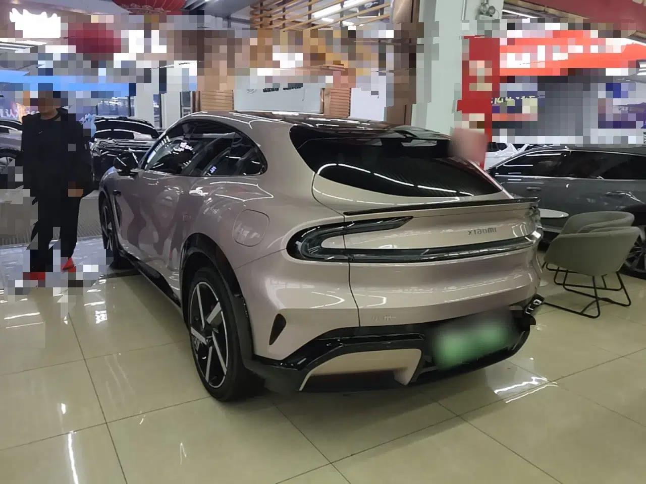 Xiaomi Auto YU7 2025 Ultra-Long Range High-Performance All-Wheel-Drive Max Edition — миниатюра 7