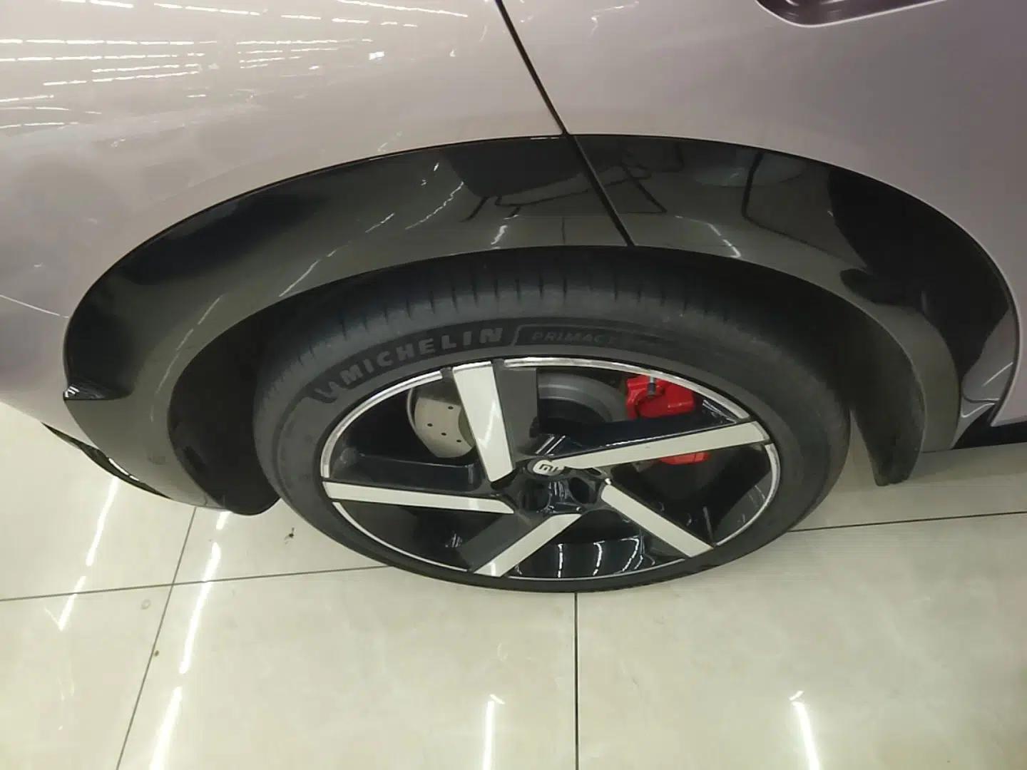 Xiaomi Auto YU7 2025 Ultra-Long Range High-Performance All-Wheel-Drive Max Edition — миниатюра 10