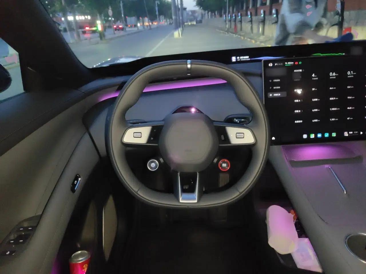 Xiaomi Auto YU7 2025 Ultra-Long Range Rear-Wheel Drive Version — миниатюра 11