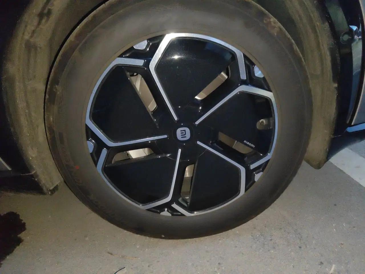 Xiaomi Auto YU7 2025 Ultra-Long Range Rear-Wheel Drive Version — миниатюра 8