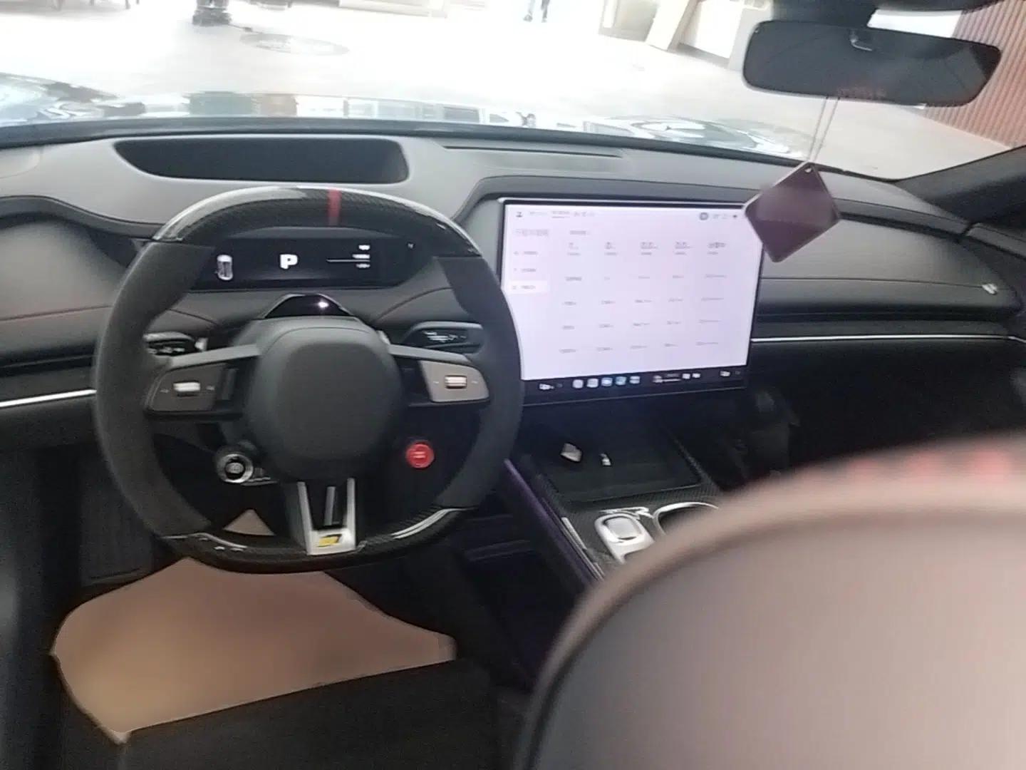 Xiaomi Auto SU7 Ultra 2025 Ultra Model — миниатюра 12
