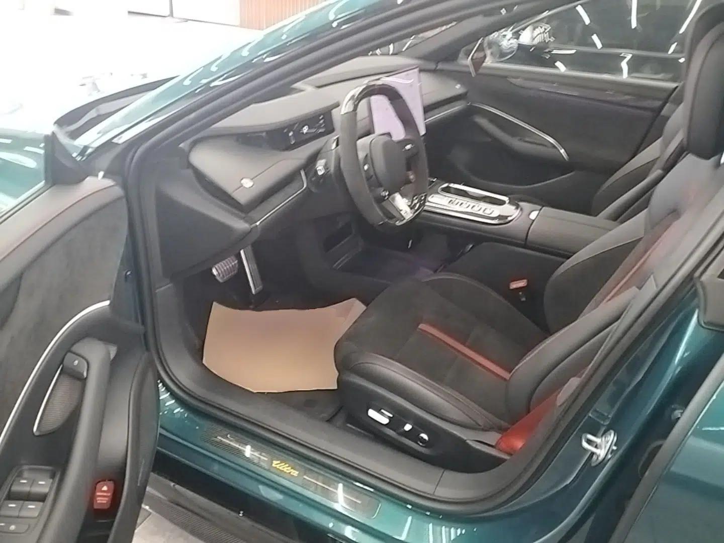 Xiaomi Auto SU7 Ultra 2025 Ultra Model — миниатюра 18