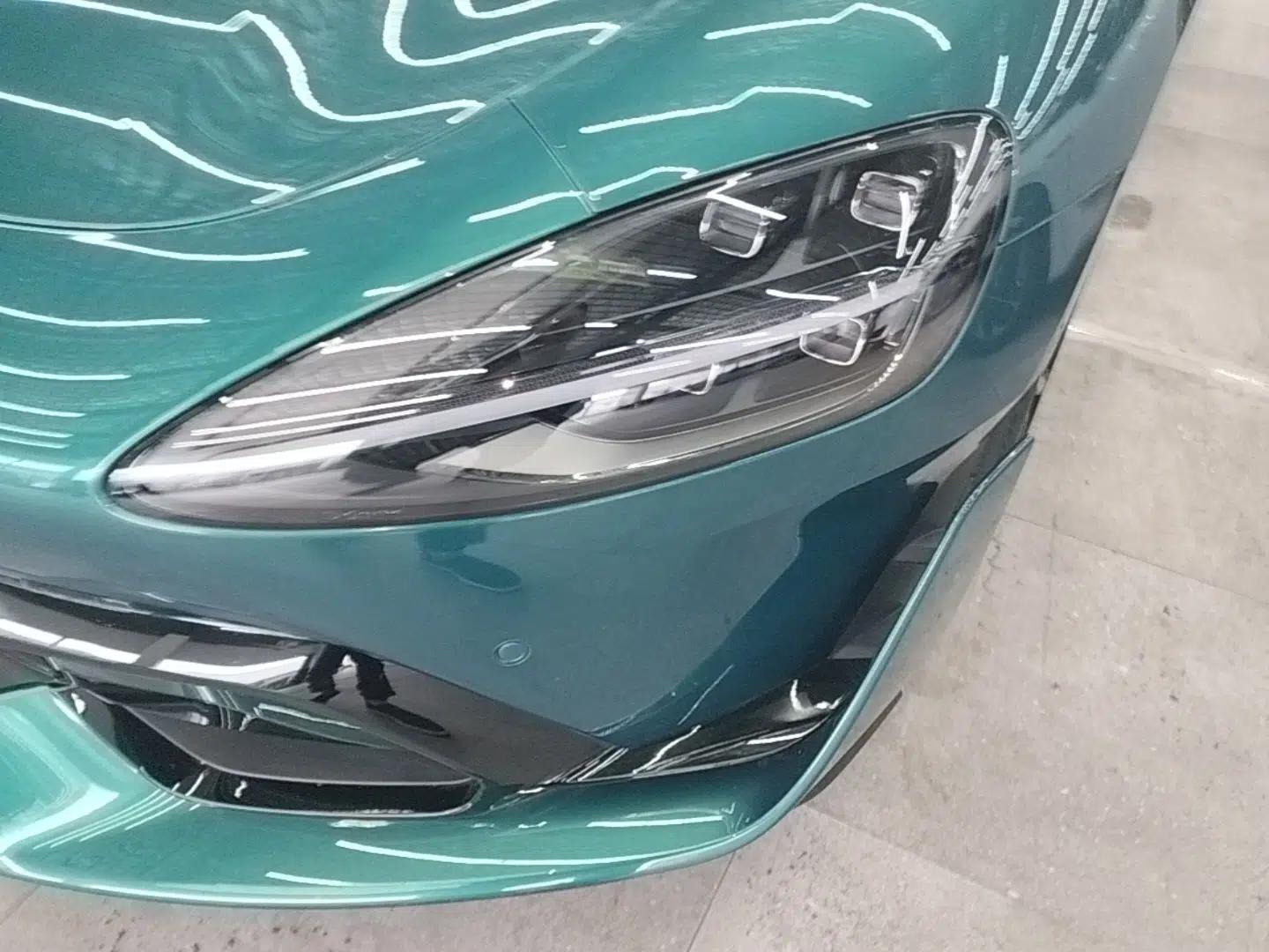Xiaomi Auto SU7 Ultra 2025 Ultra Model — миниатюра 5