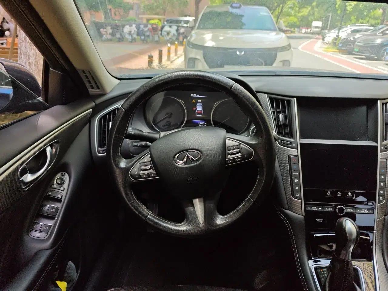 Infiniti Q50L 2016 2.0T Ambition Edition — миниатюра 11