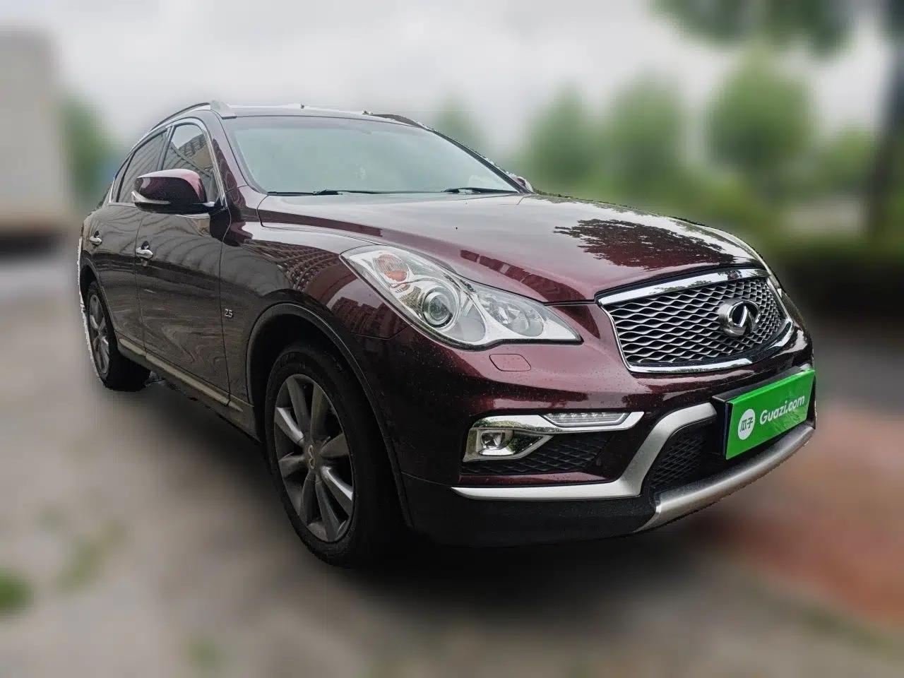 Infiniti QX50 2015 2.5L Enjoyment Edition — миниатюра 3