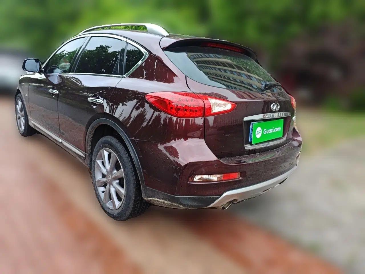 Infiniti QX50 2015 2.5L Enjoyment Edition — миниатюра 4