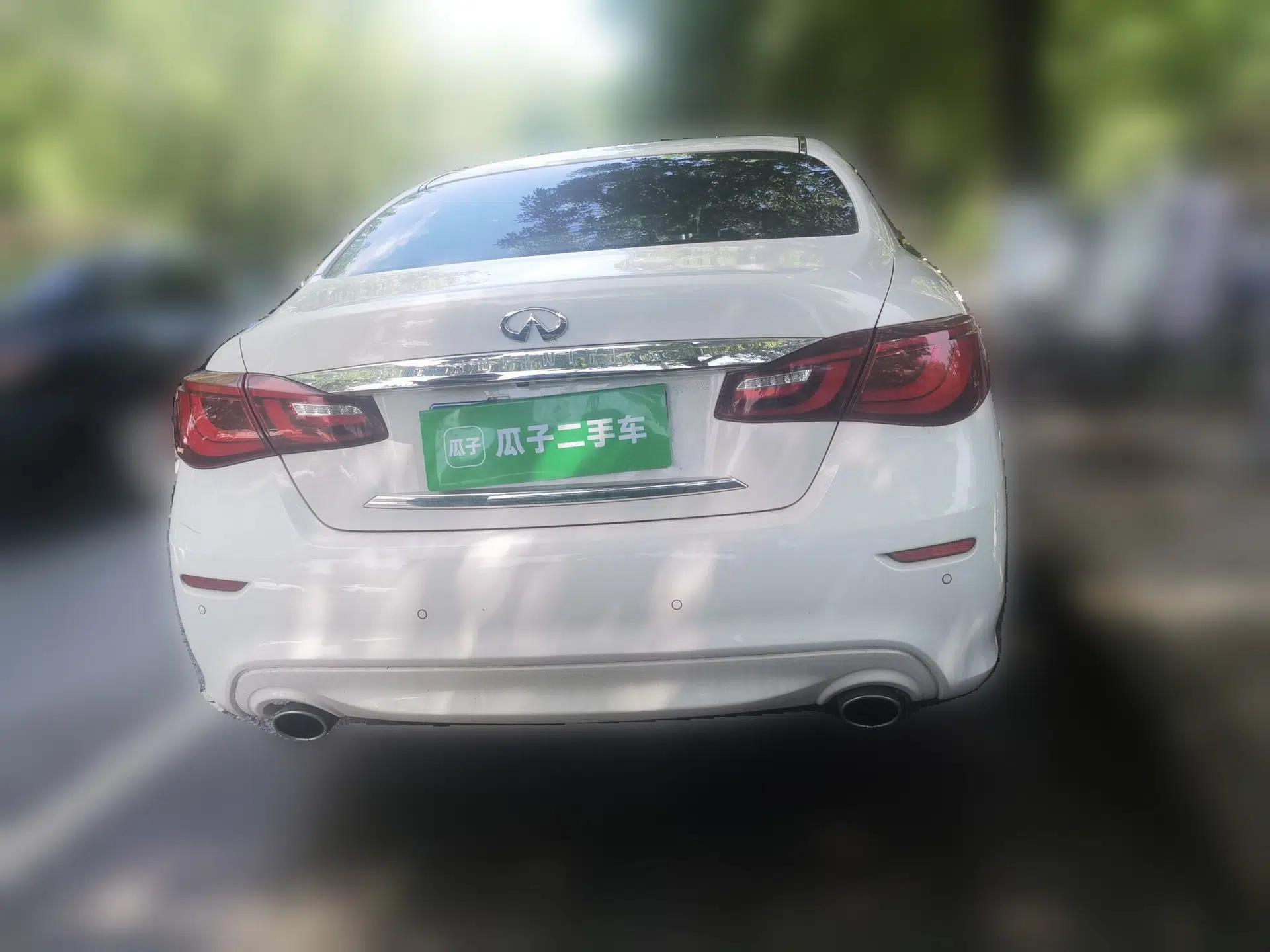 Infiniti Q70 2015 Q70L 2.5L Elite Edition — миниатюра 5