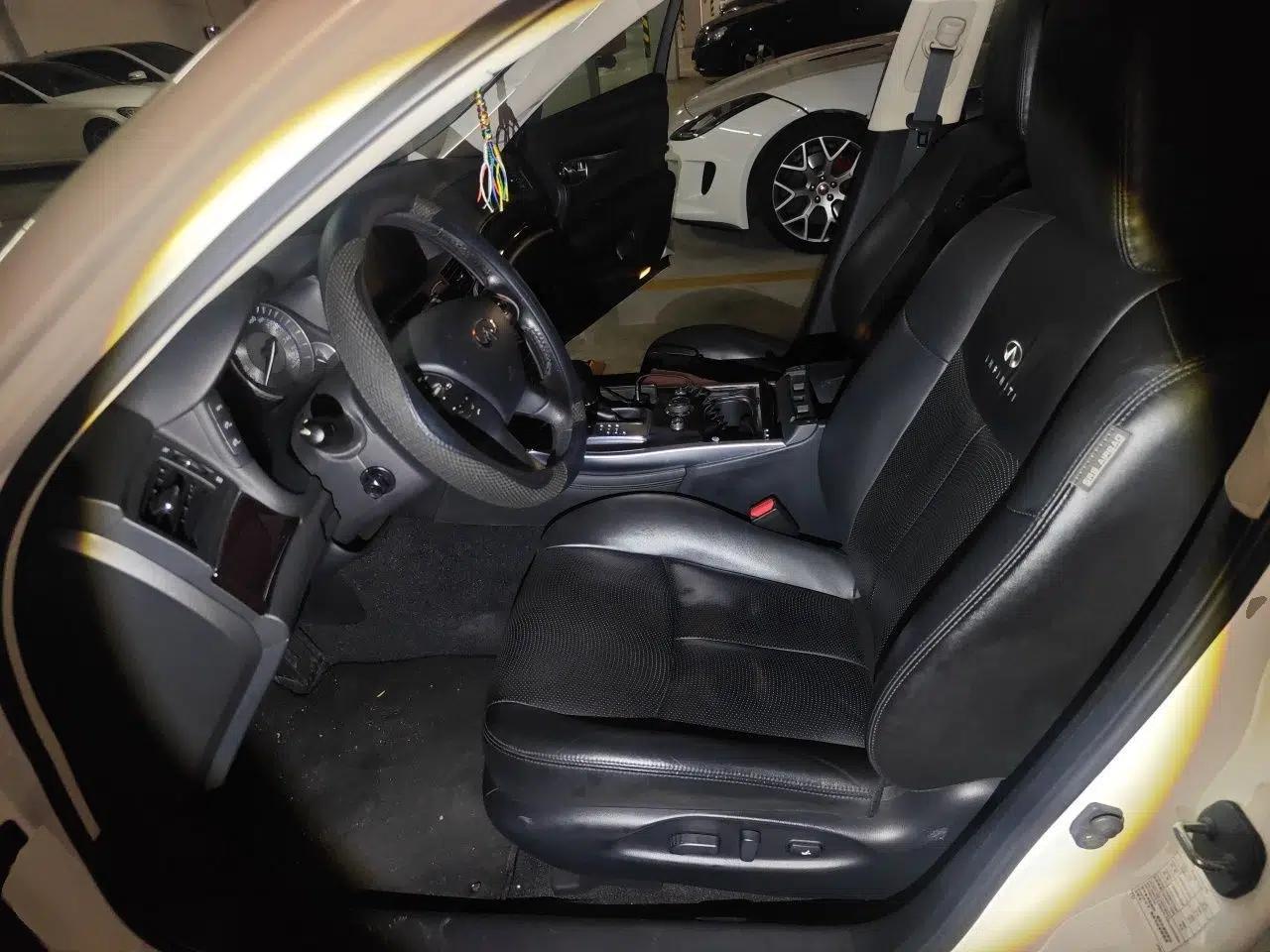 Infiniti Q70 2013 Q70L 2.5L Elegance Edition — миниатюра 16