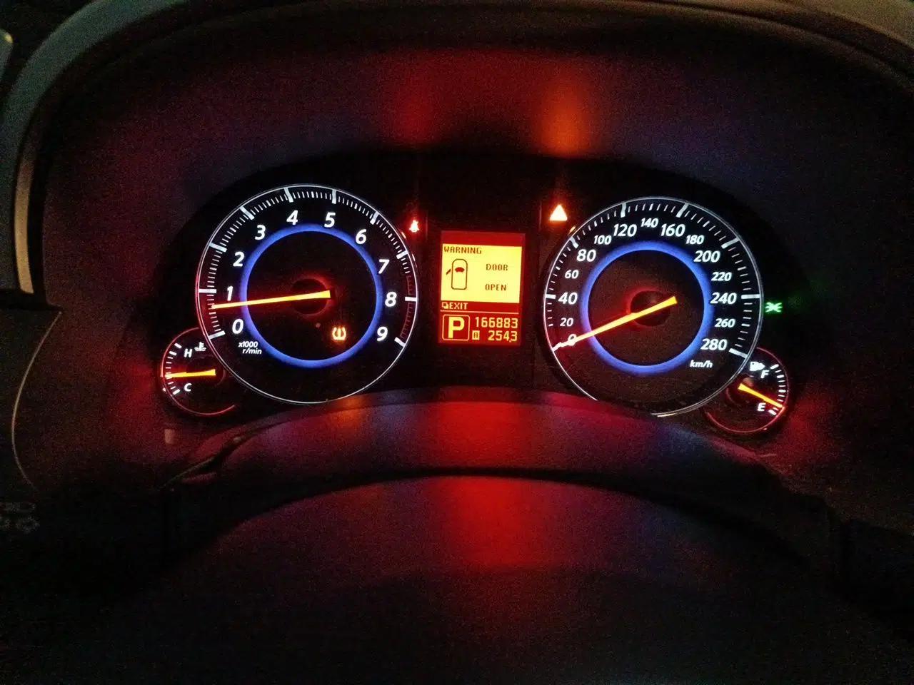 Infiniti FX 2010 FX35 Ultimate Edition — миниатюра 13