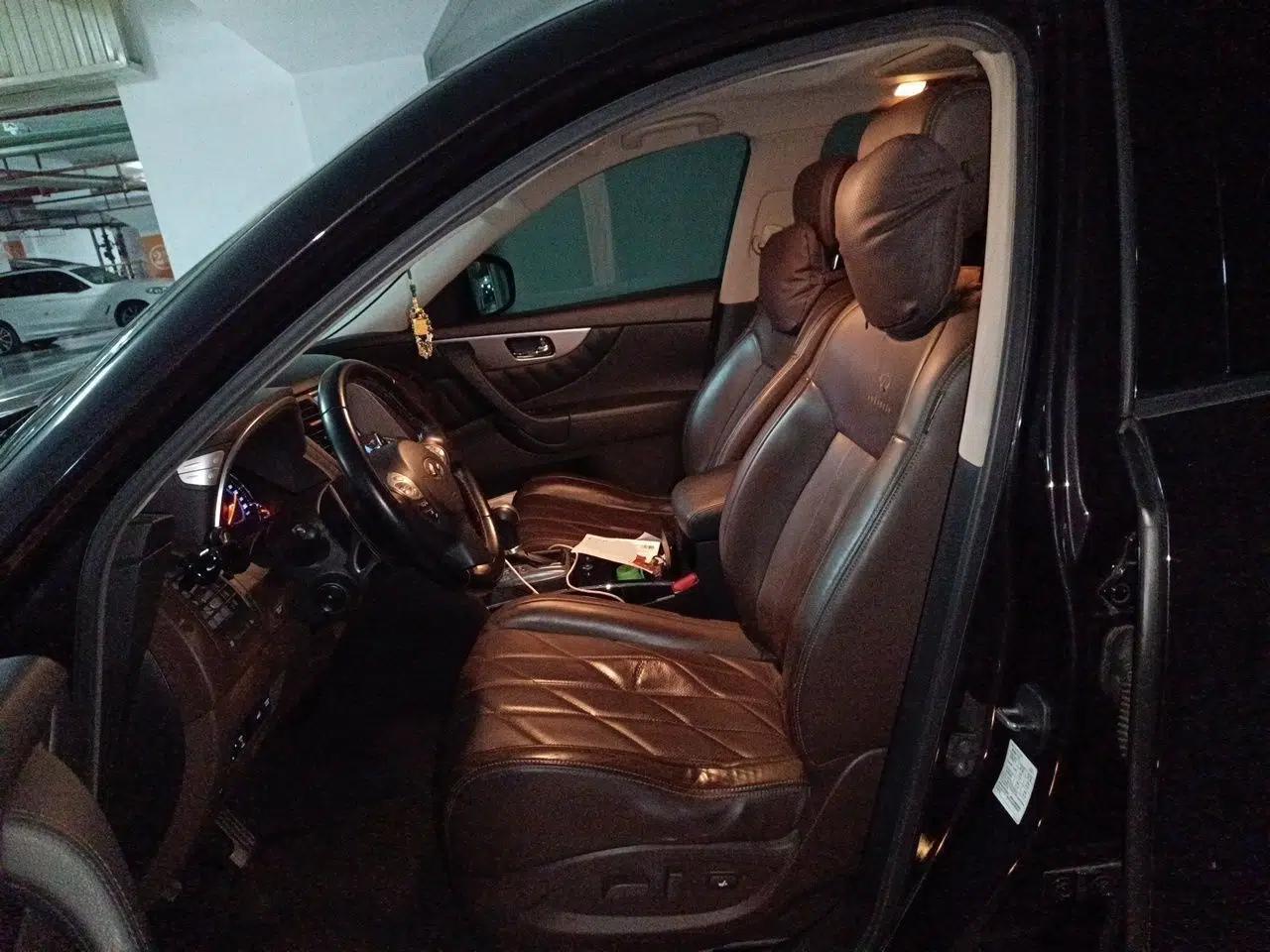 Infiniti FX 2010 FX35 Ultimate Edition — миниатюра 16