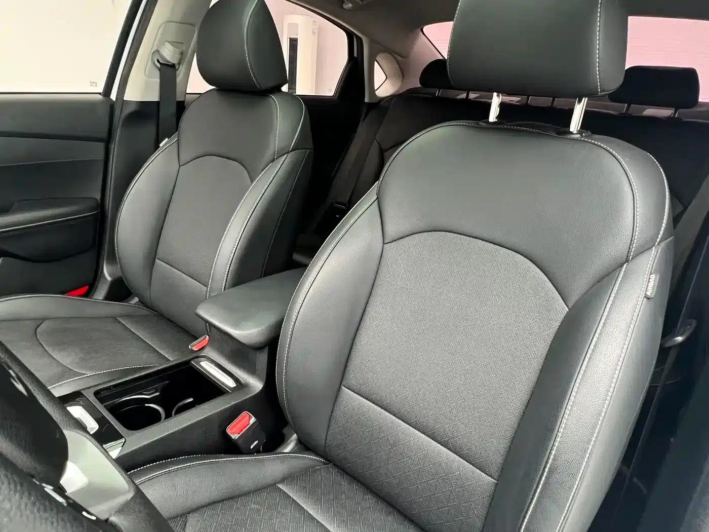 Kia K3 2021 1.5L CVT Fashion Edition — миниатюра 11
