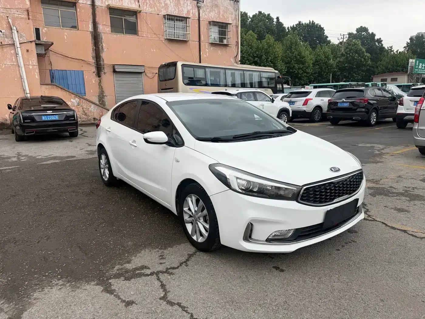 Kia K3 2016 1.6L Automatic GL — миниатюра 3