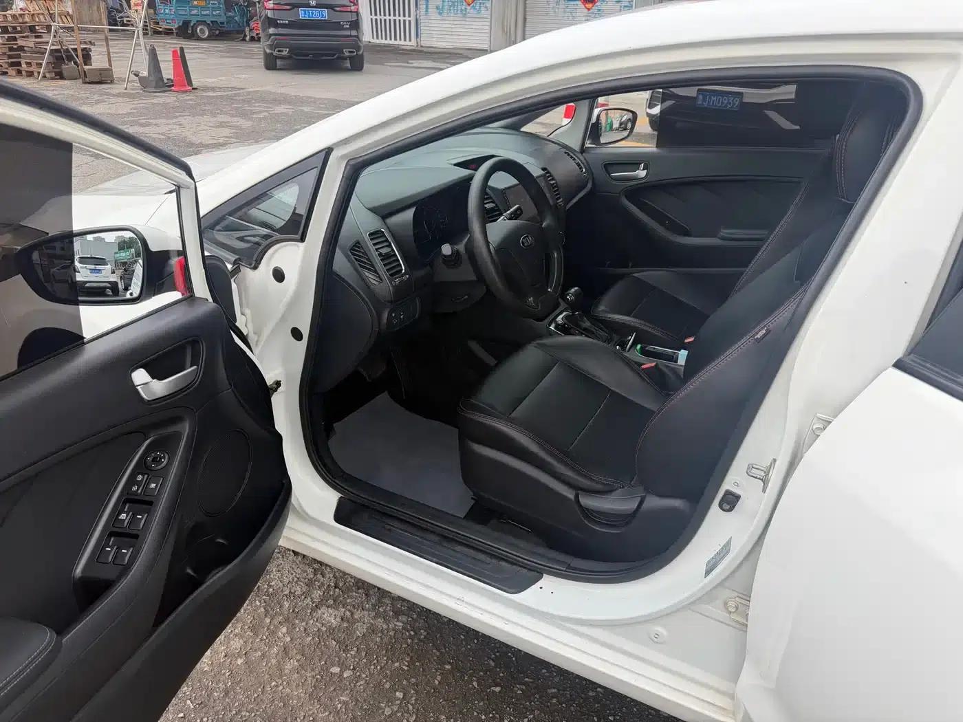Kia K3 2016 1.6L Automatic GL — миниатюра 8