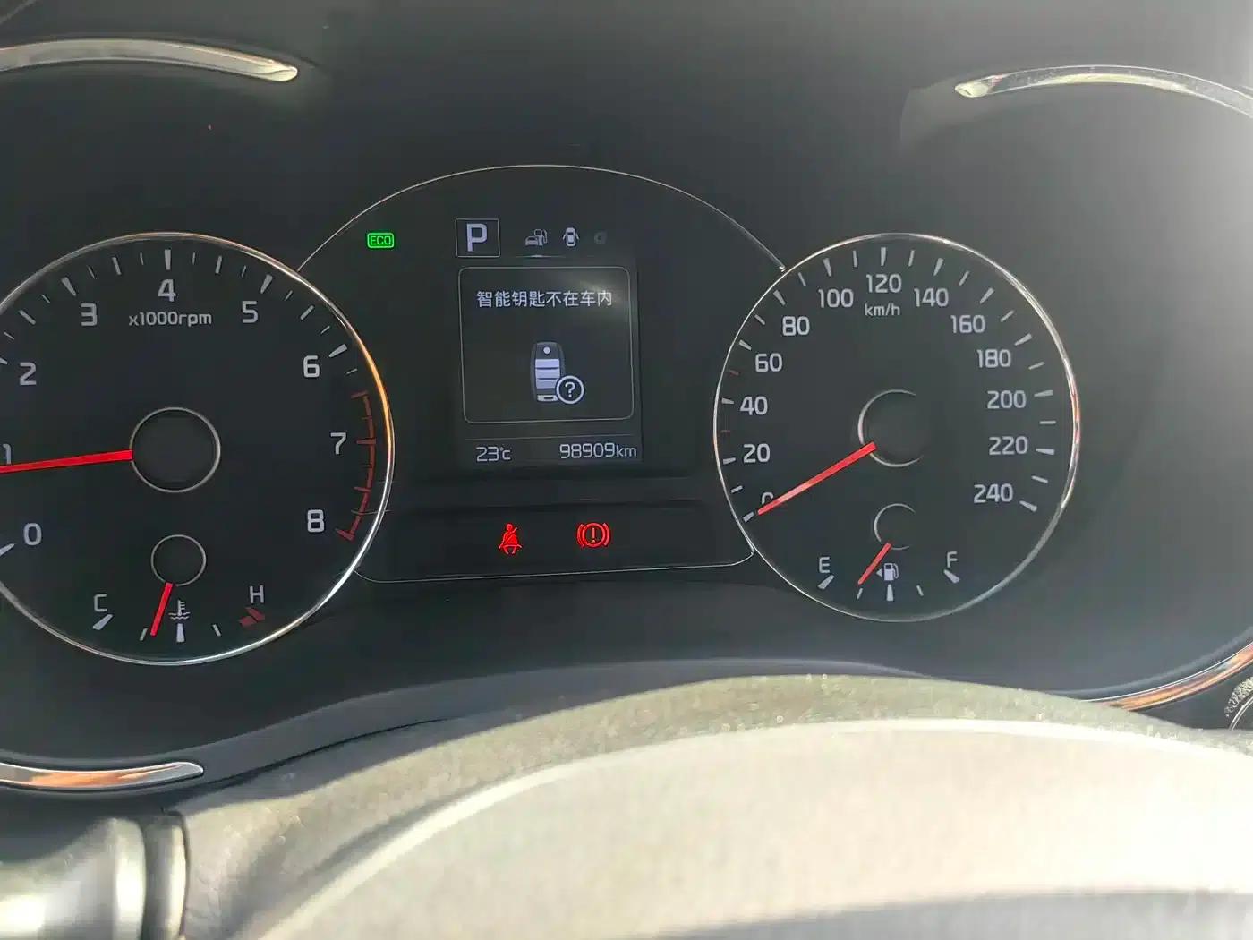 Kia K3 2016 1.6L Automatic GLS — миниатюра 8