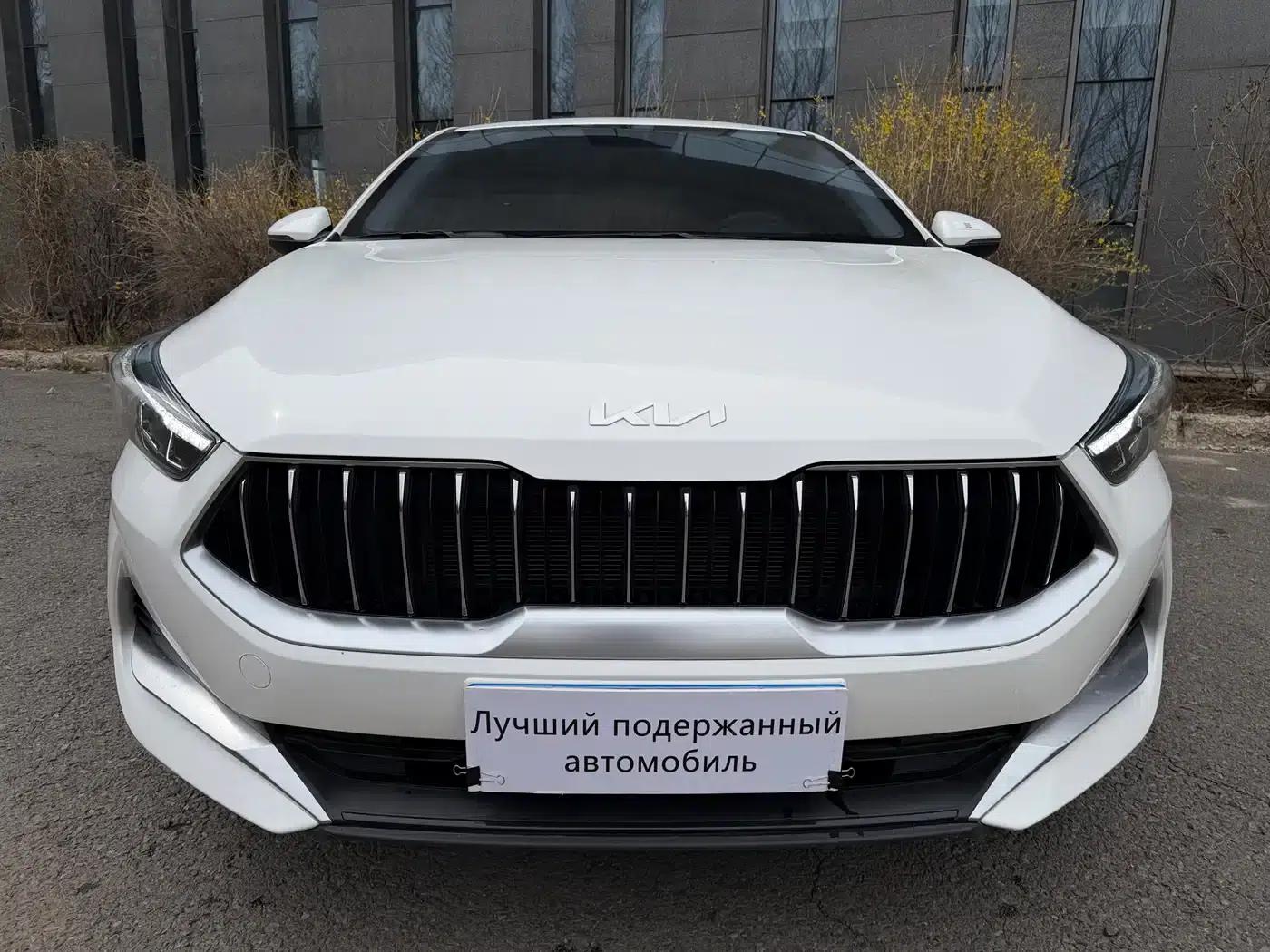 Kia K3 2021 1.5L CVT Fashion Edition — миниатюра 3