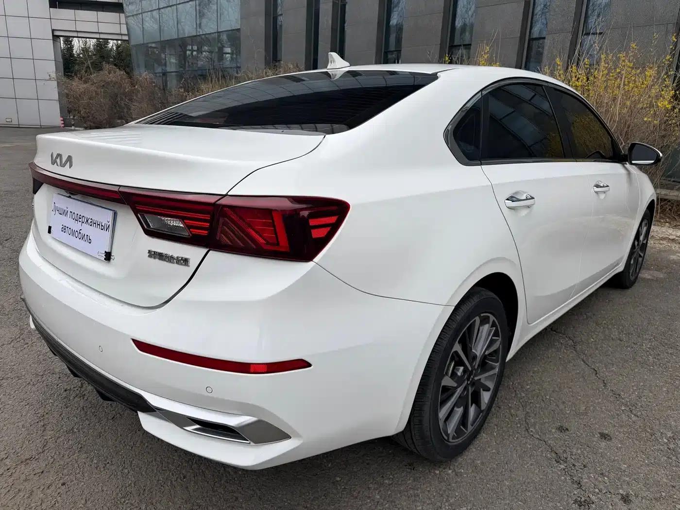 Kia K3 2021 1.5L CVT Fashion Edition — миниатюра 4