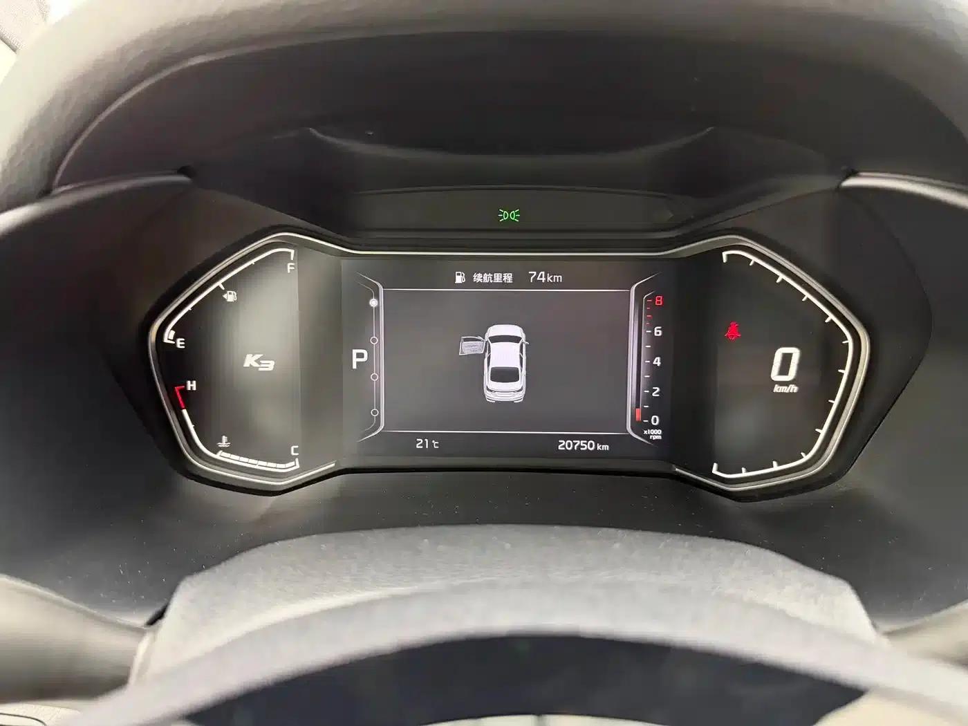 Kia K3 2021 Facelift 1.5L CVT Fashion Edition — миниатюра 15