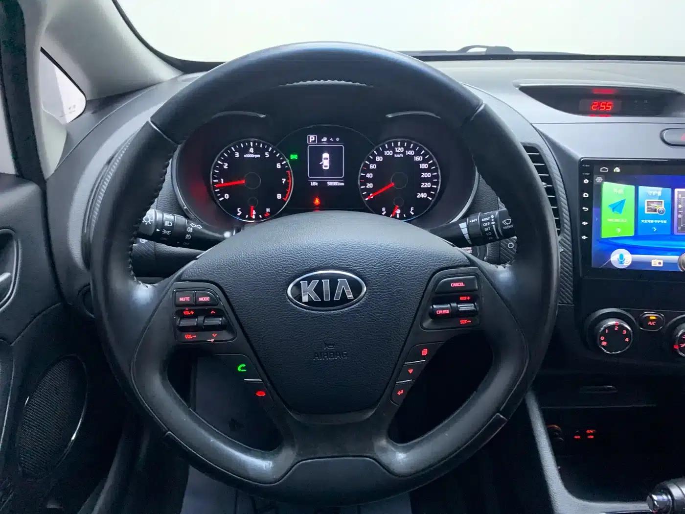 Kia K3 2017 1.6L Automatic 15th Anniversary Special Edition GLS — миниатюра 7
