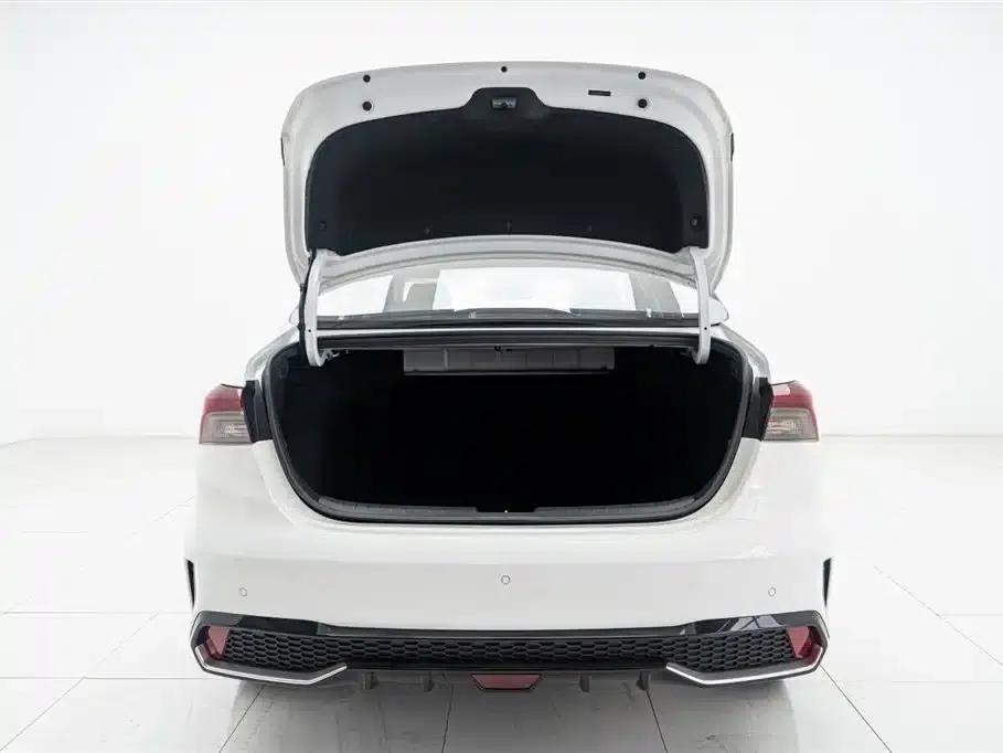 Kia K3 2024 1.5L CVT Comfort Edition — миниатюра 12