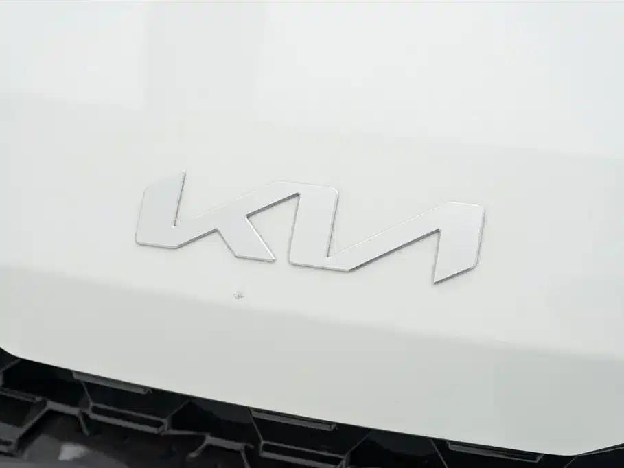 Kia K3 2024 1.5L CVT Comfort Edition — миниатюра 8