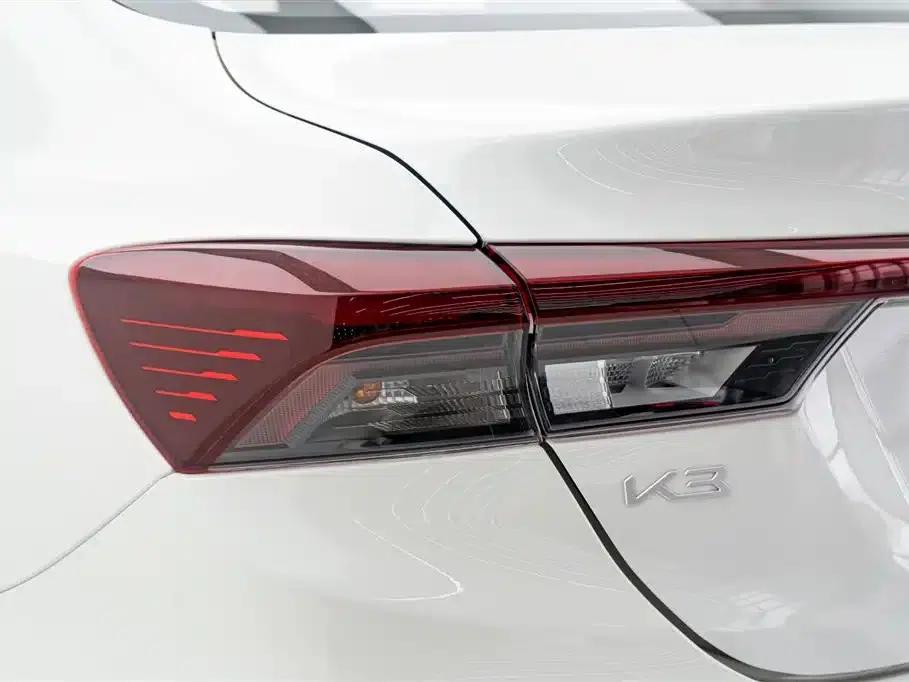 Kia K3 2024 1.5L CVT Comfort Edition — миниатюра 10