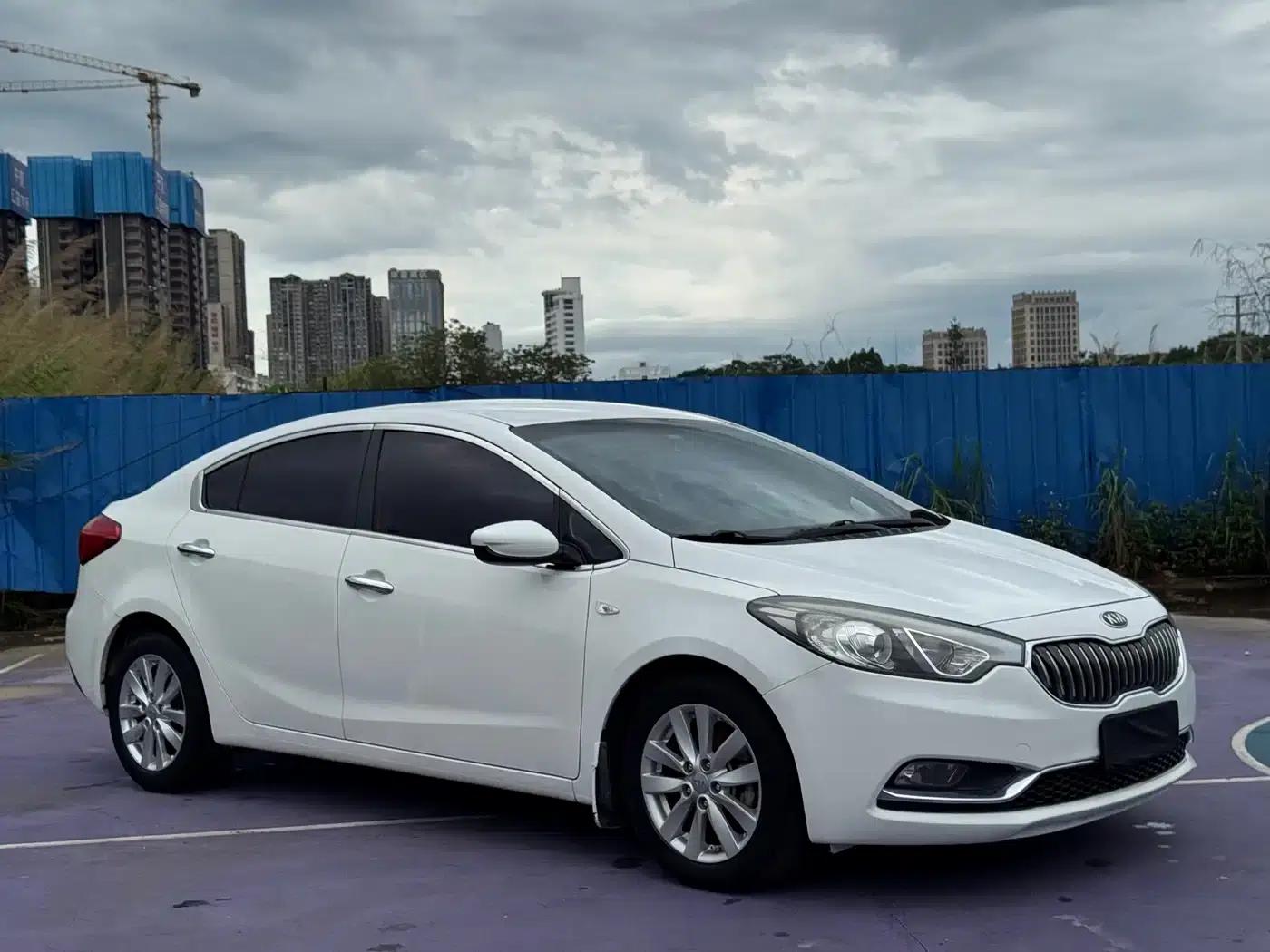 Kia K3 2015 1.6L Automatic GL — миниатюра 3