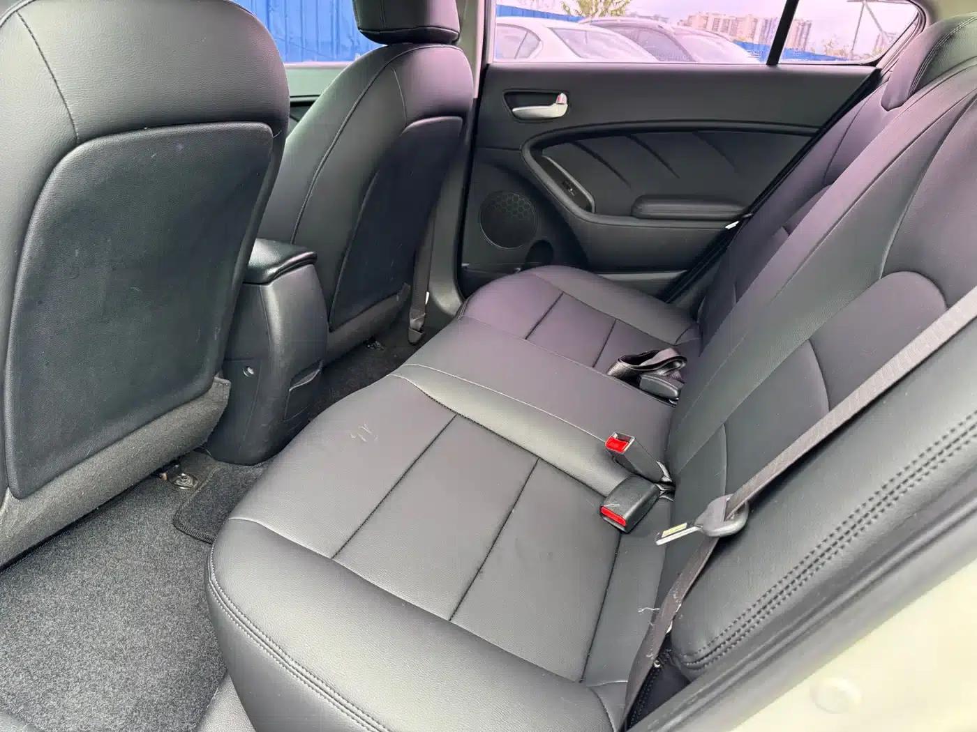 Kia K3 2015 1.6L Automatic GL — миниатюра 10
