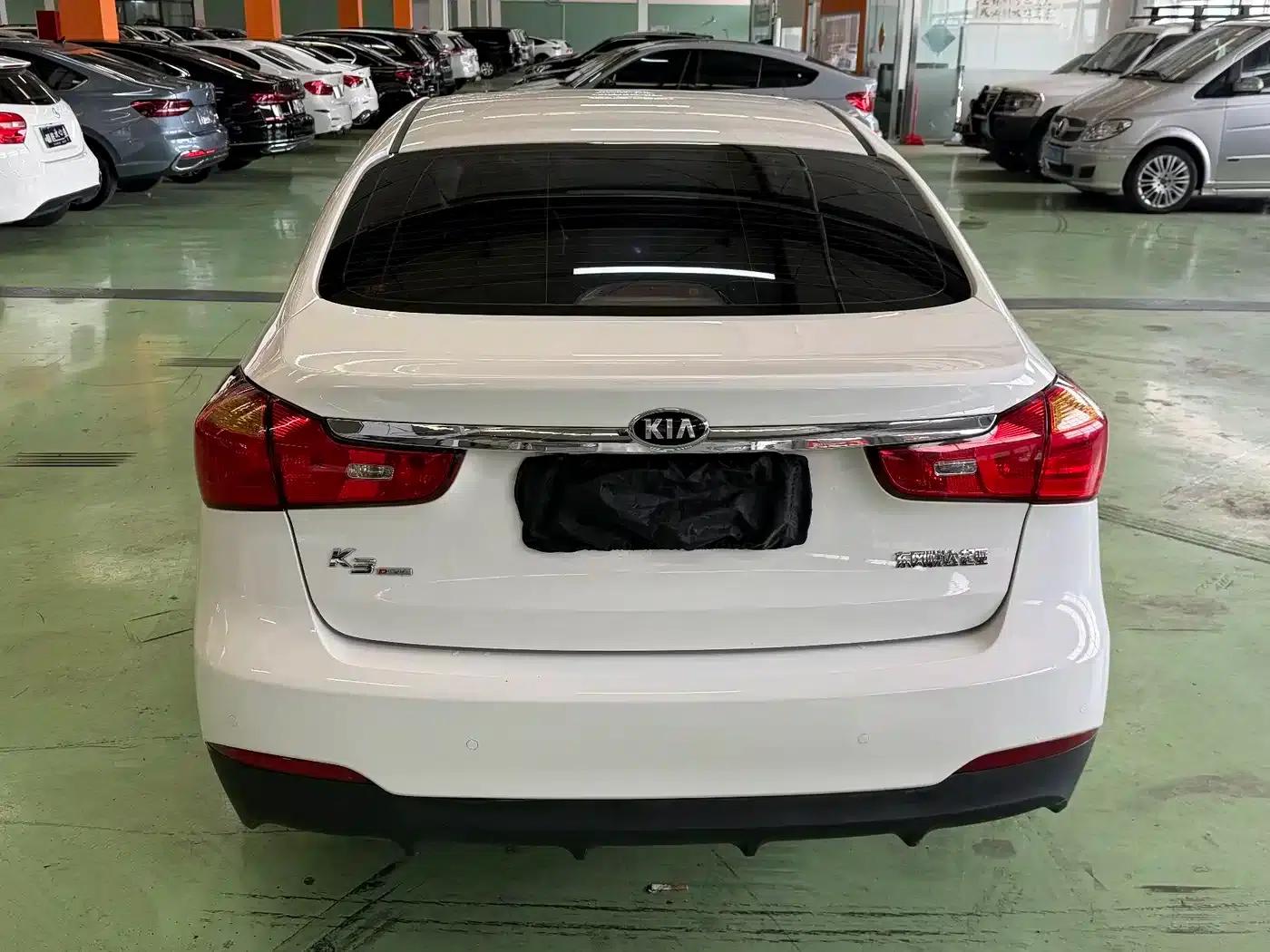 Kia K3 2015 1.6L Automatic GL — миниатюра 9