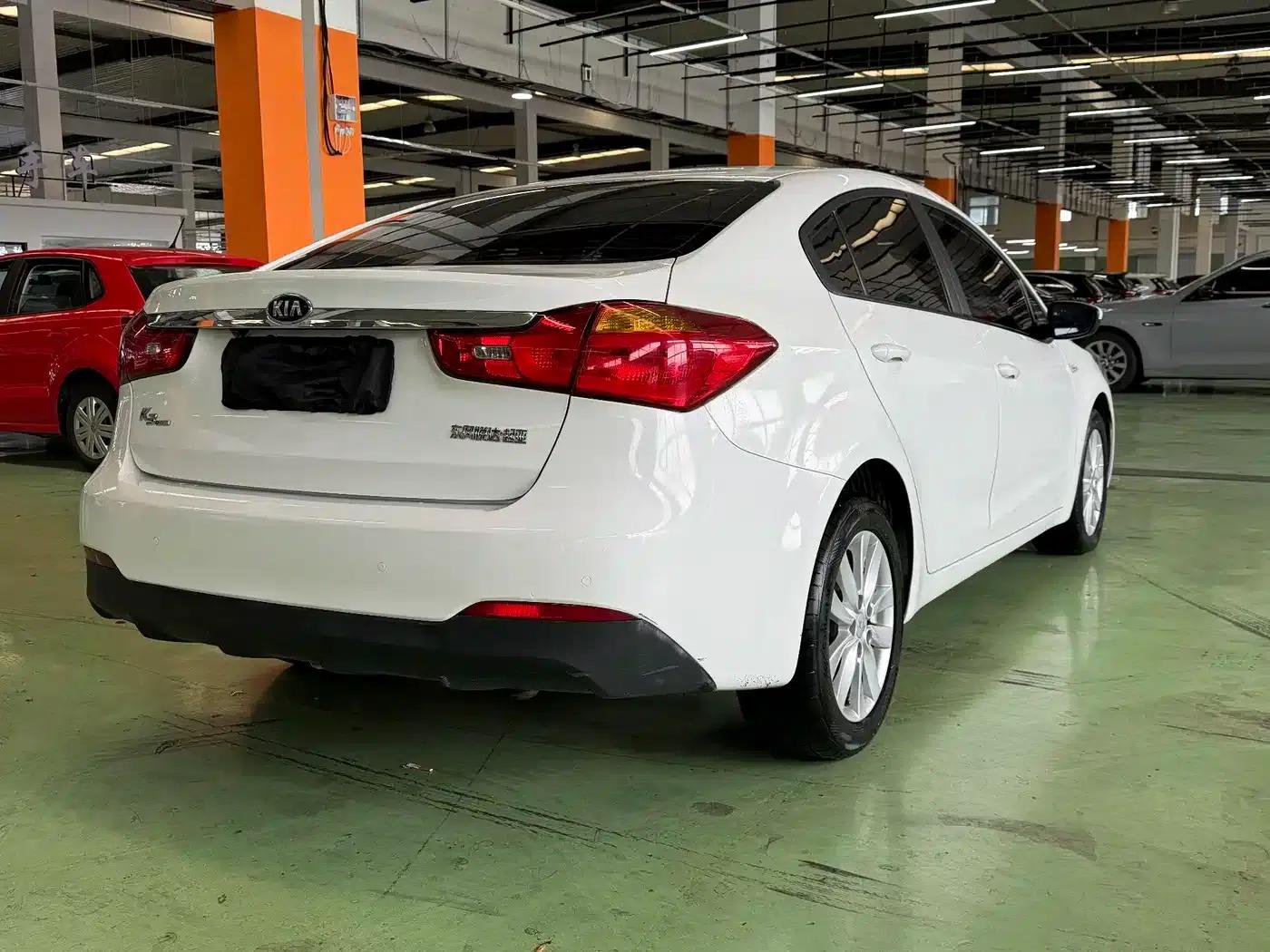 Kia K3 2015 1.6L Automatic GL — миниатюра 10