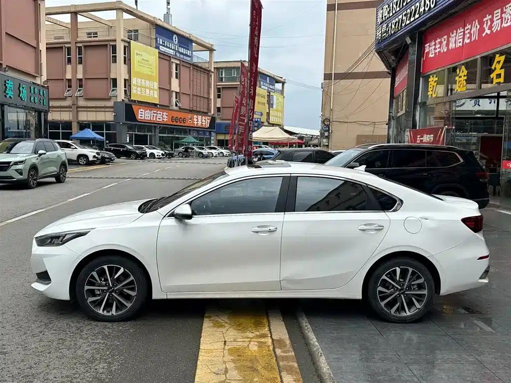 Kia K3 2021 1.5L CVT New Edition — миниатюра 5