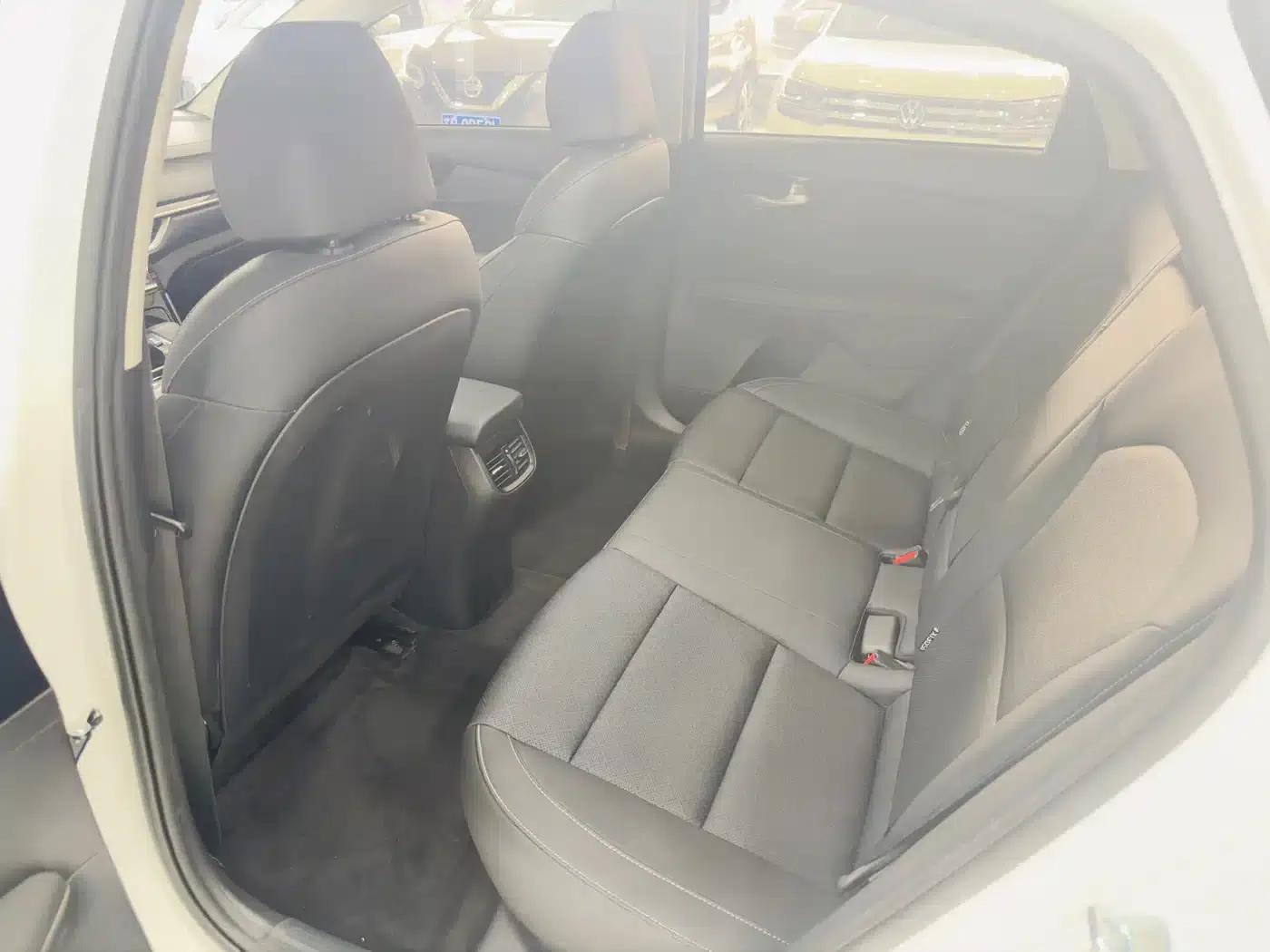 Kia K3 2021 1.5L CVT Fashion Edition — миниатюра 5
