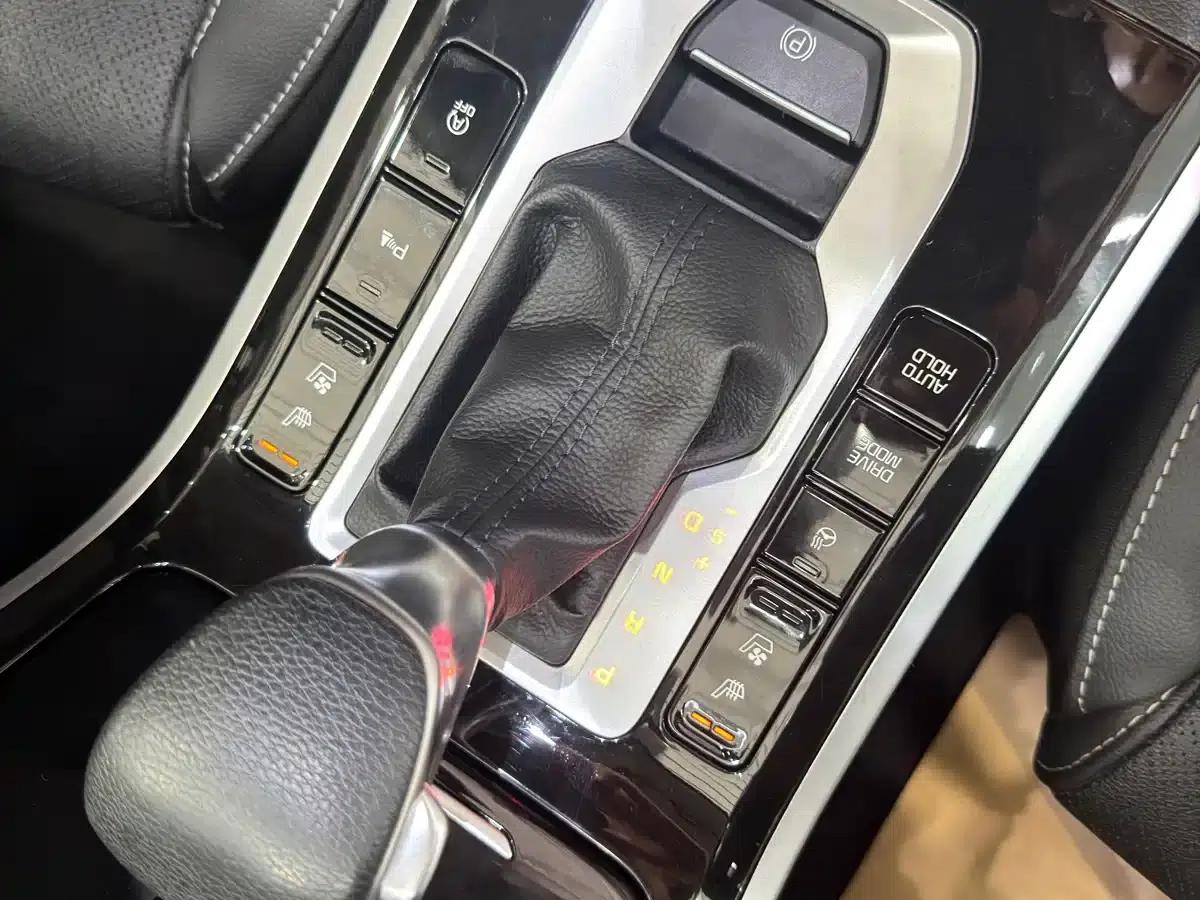 Kia K3 2021 1.5L CVT Fashion Edition — миниатюра 7