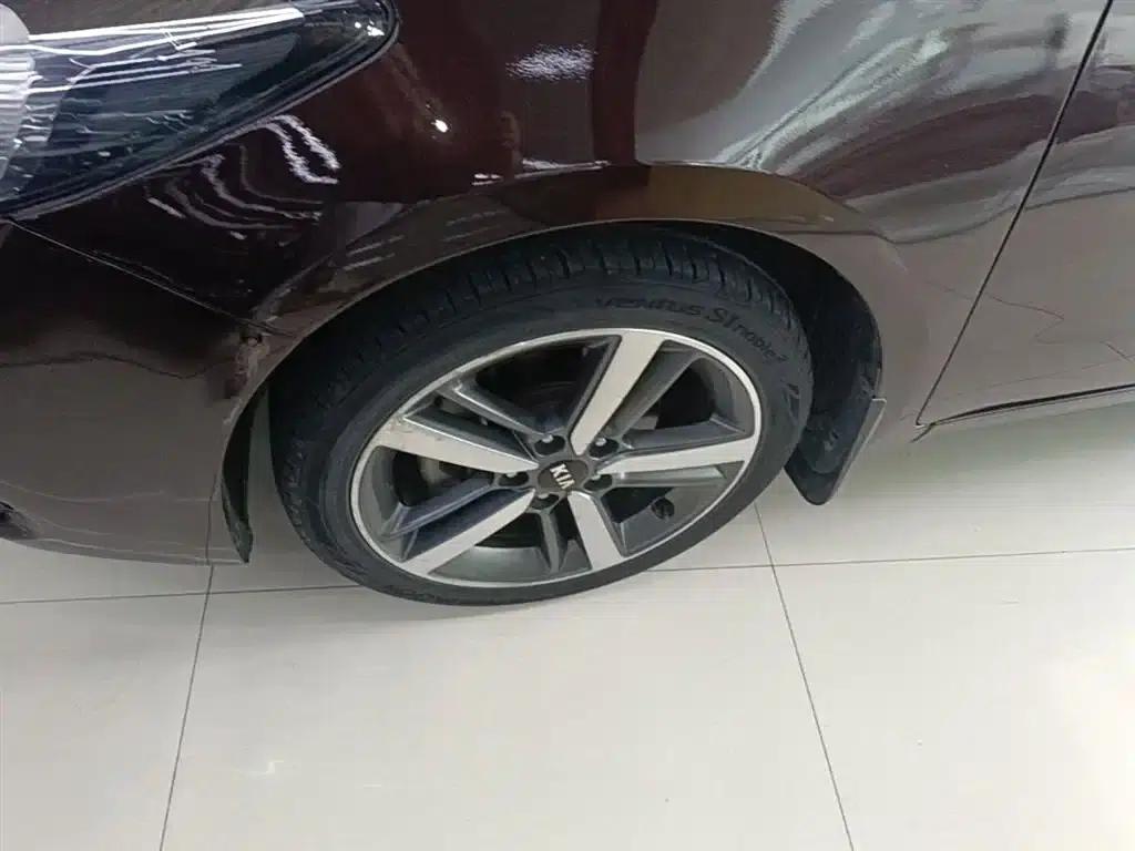 Kia K3 2017 1.6L Automatic 15th Anniversary Special Edition GLS — миниатюра 23