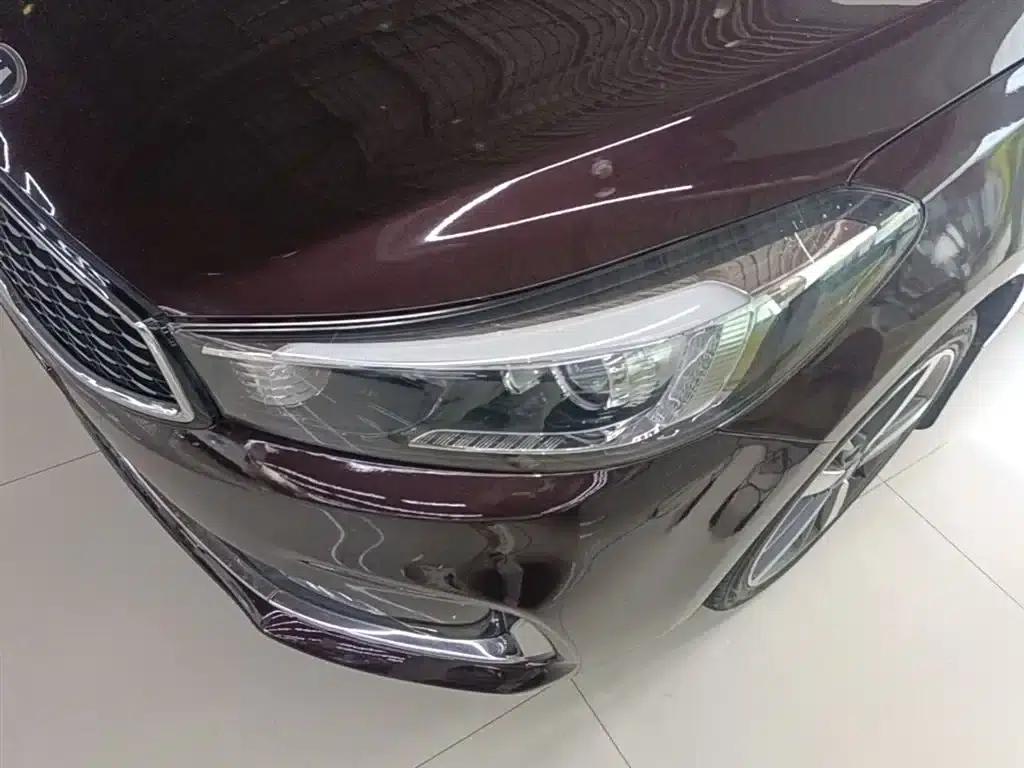 Kia K3 2017 1.6L Automatic 15th Anniversary Special Edition GLS — миниатюра 24
