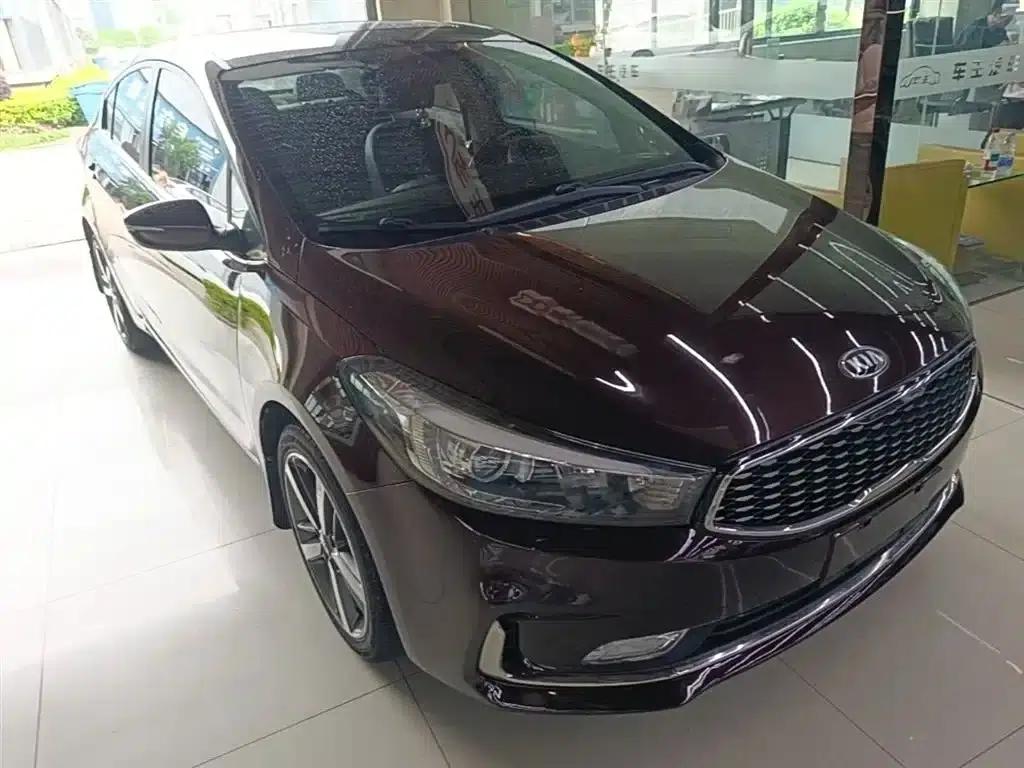 Kia K3 2017 1.6L Automatic 15th Anniversary Special Edition GLS — миниатюра 4