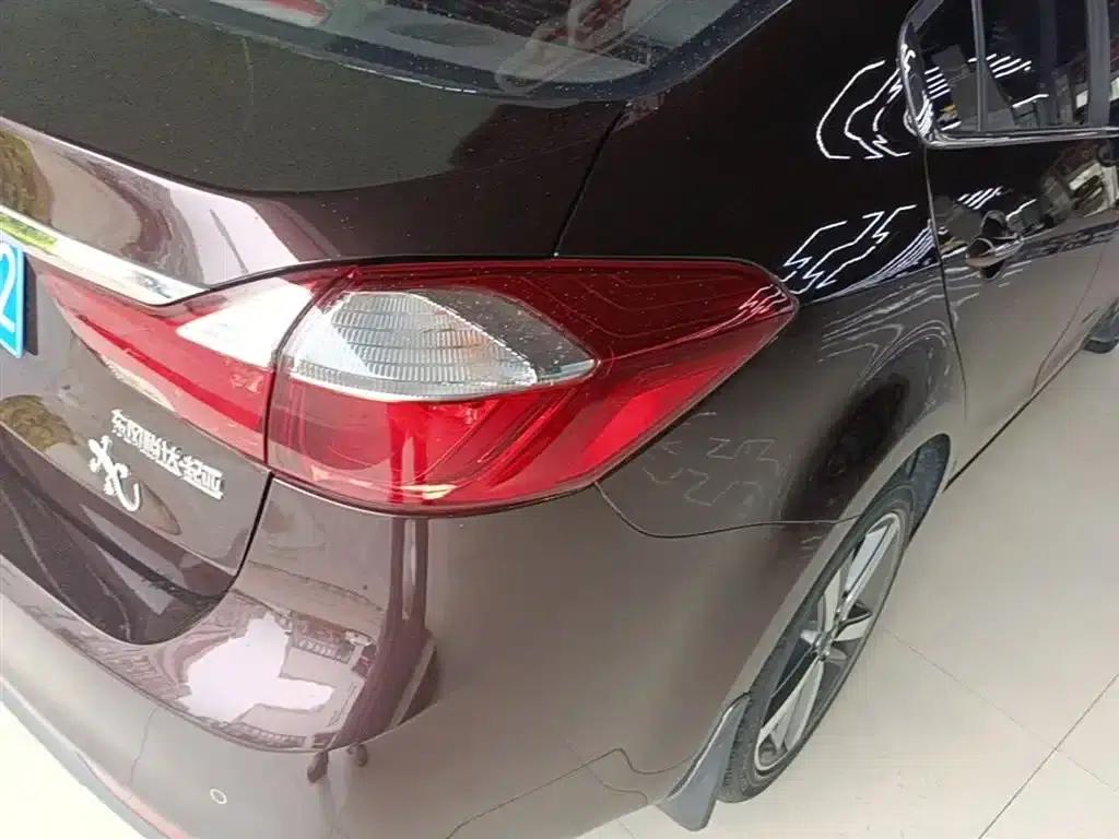 Kia K3 2017 1.6L Automatic 15th Anniversary Special Edition GLS — миниатюра 8