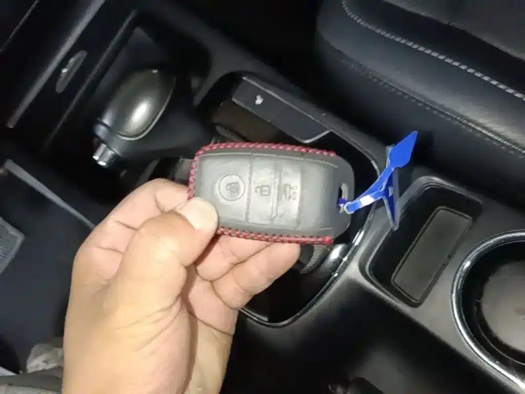 Kia K3 2017 1.6L Automatic 15th Anniversary Special Edition GLS — миниатюра 9