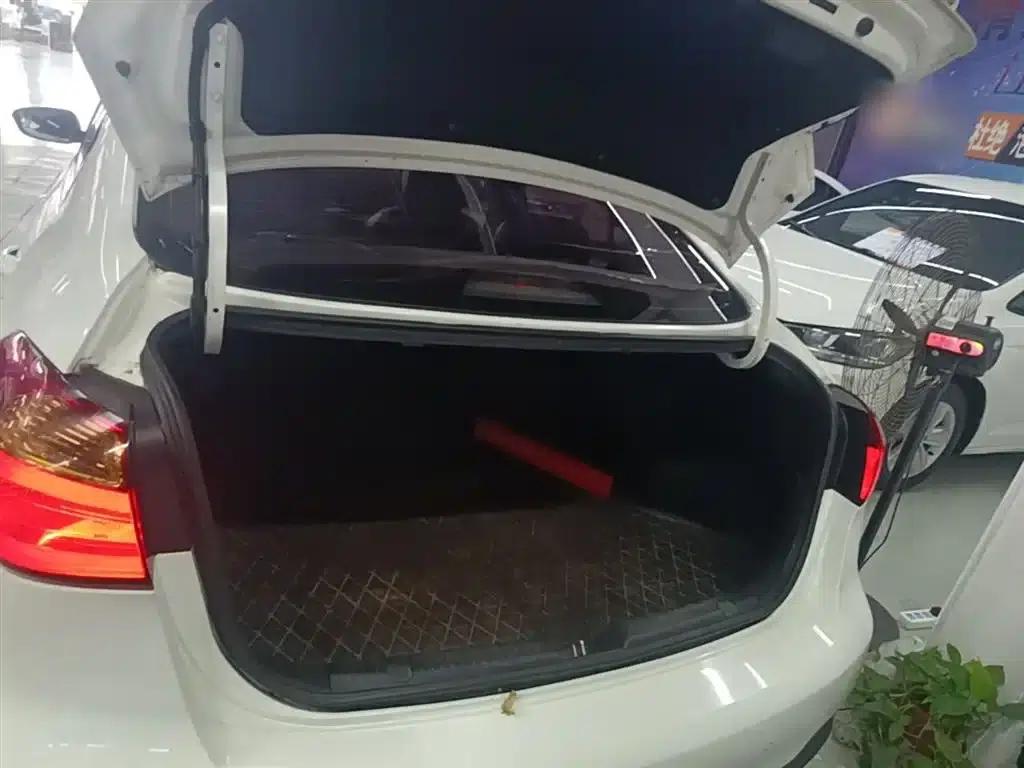 Kia K3 2015 1.6L Automatic DLX — миниатюра 19