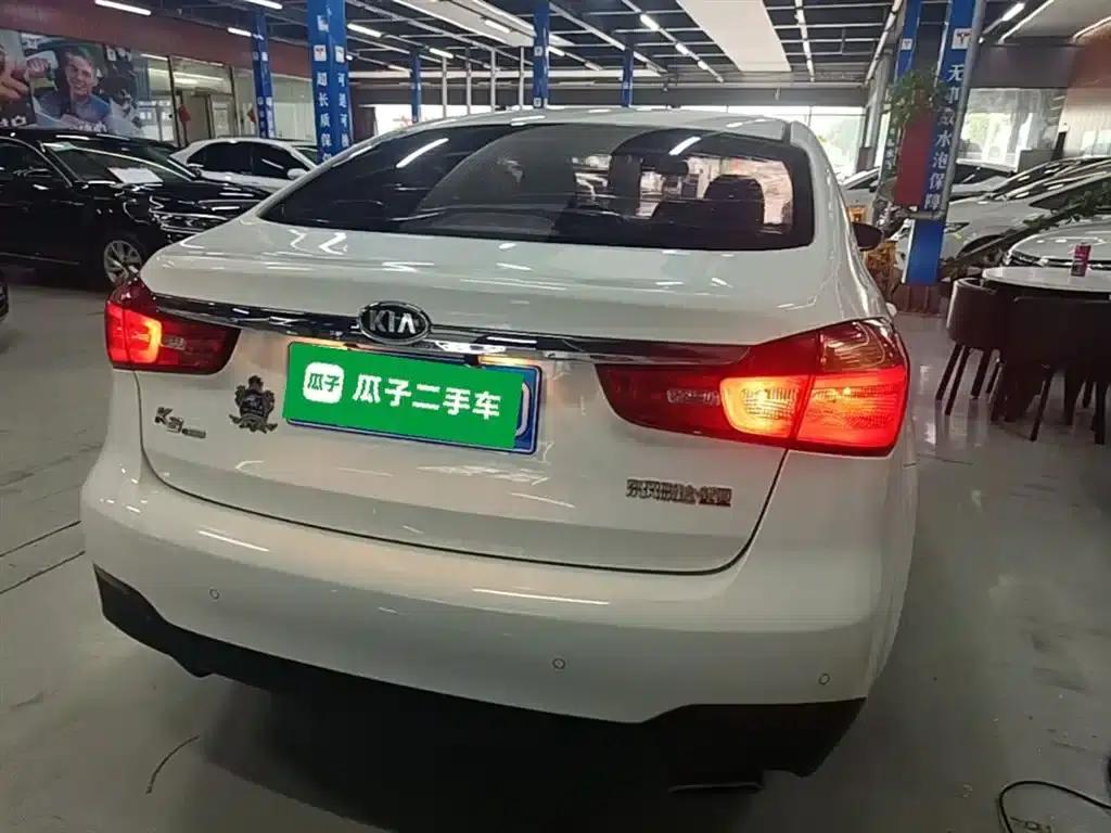 Kia K3 2015 1.6L Automatic DLX — миниатюра 6