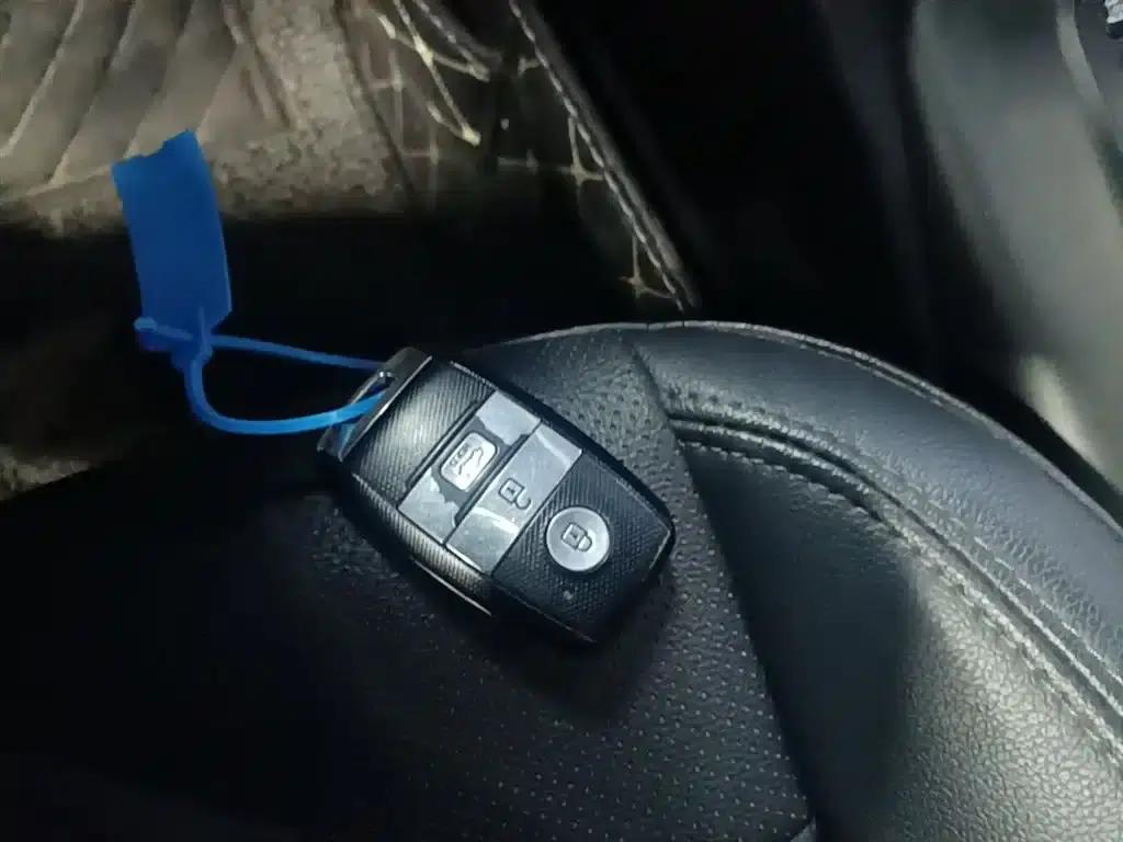 Kia K3 2015 1.6L Automatic DLX — миниатюра 9