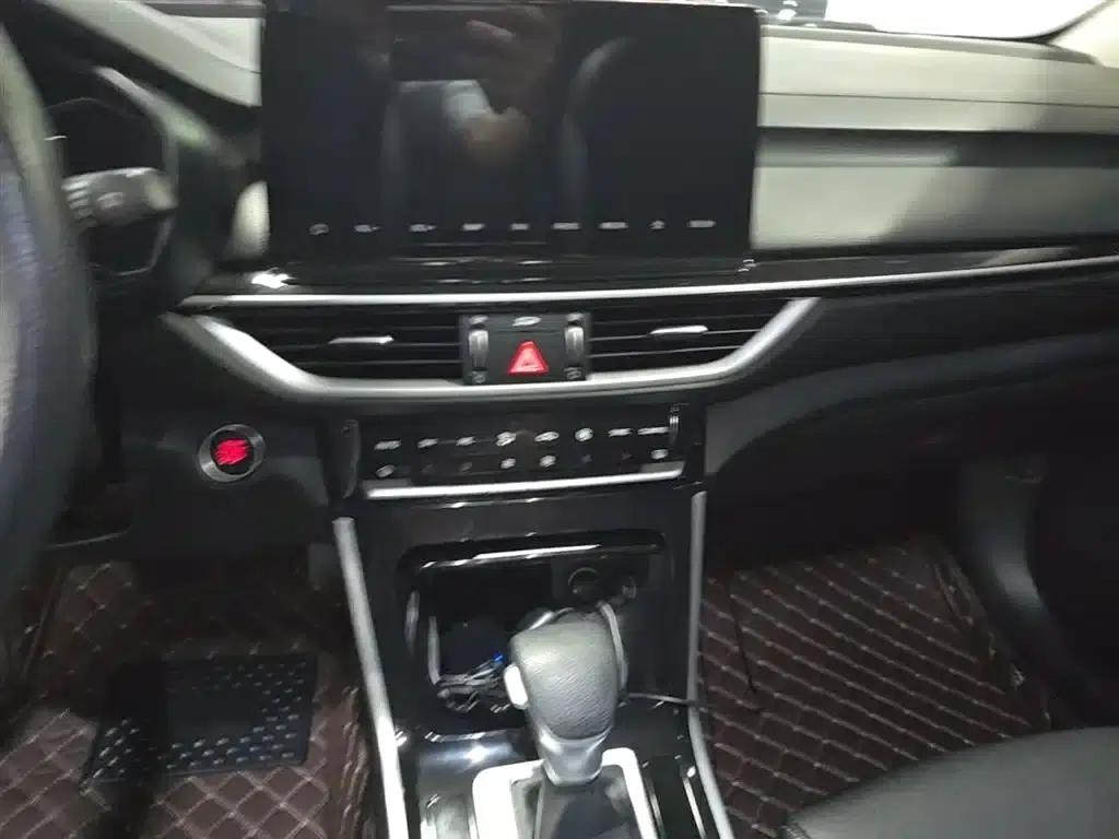 Kia K3 2019 1.5L CVT Smart Connected Edition — миниатюра 13