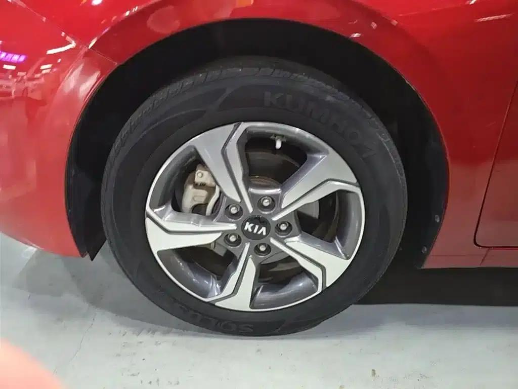 Kia K3 2019 1.5L CVT Smart Connected Edition — миниатюра 23