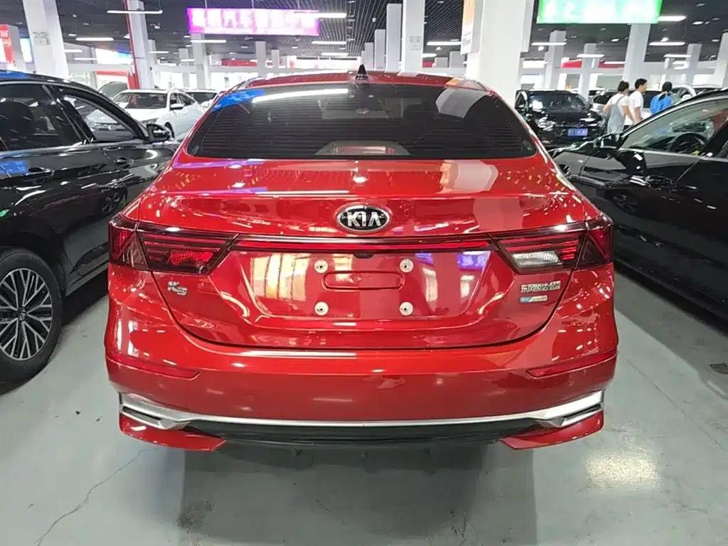 Kia K3 2019 1.5L CVT Smart Connected Edition — миниатюра 6