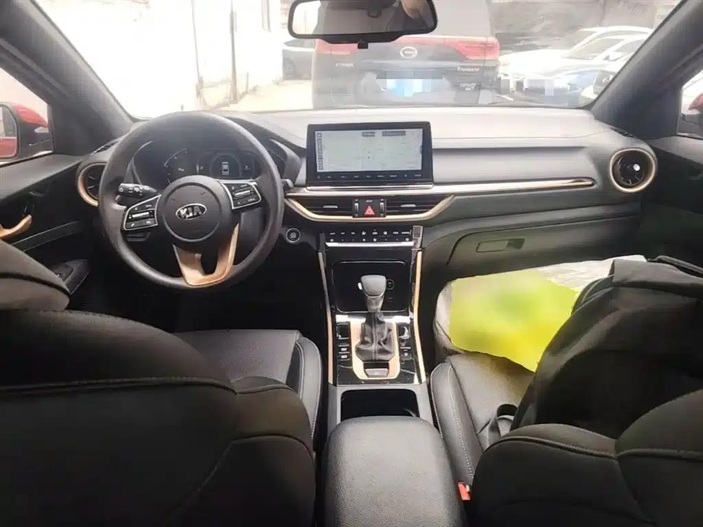 Kia K3 2019 1.5L CVT Smart Connected Edition — миниатюра 10