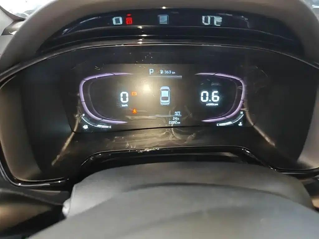 Kia K3 2024 1.5L CVT Comfort Edition — миниатюра 12