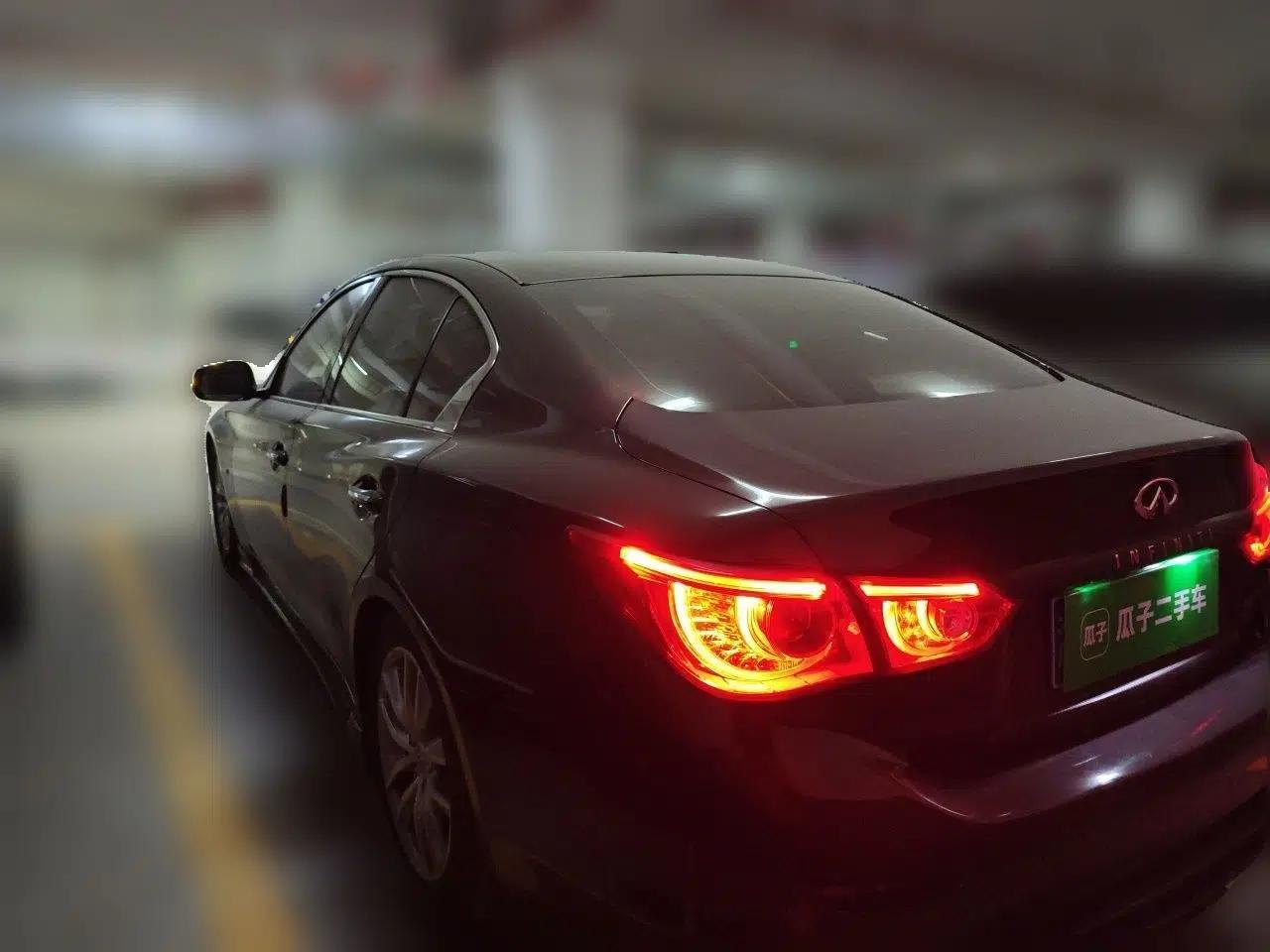 Infiniti Q50 2014 3.7L Comfort Edition — миниатюра 4